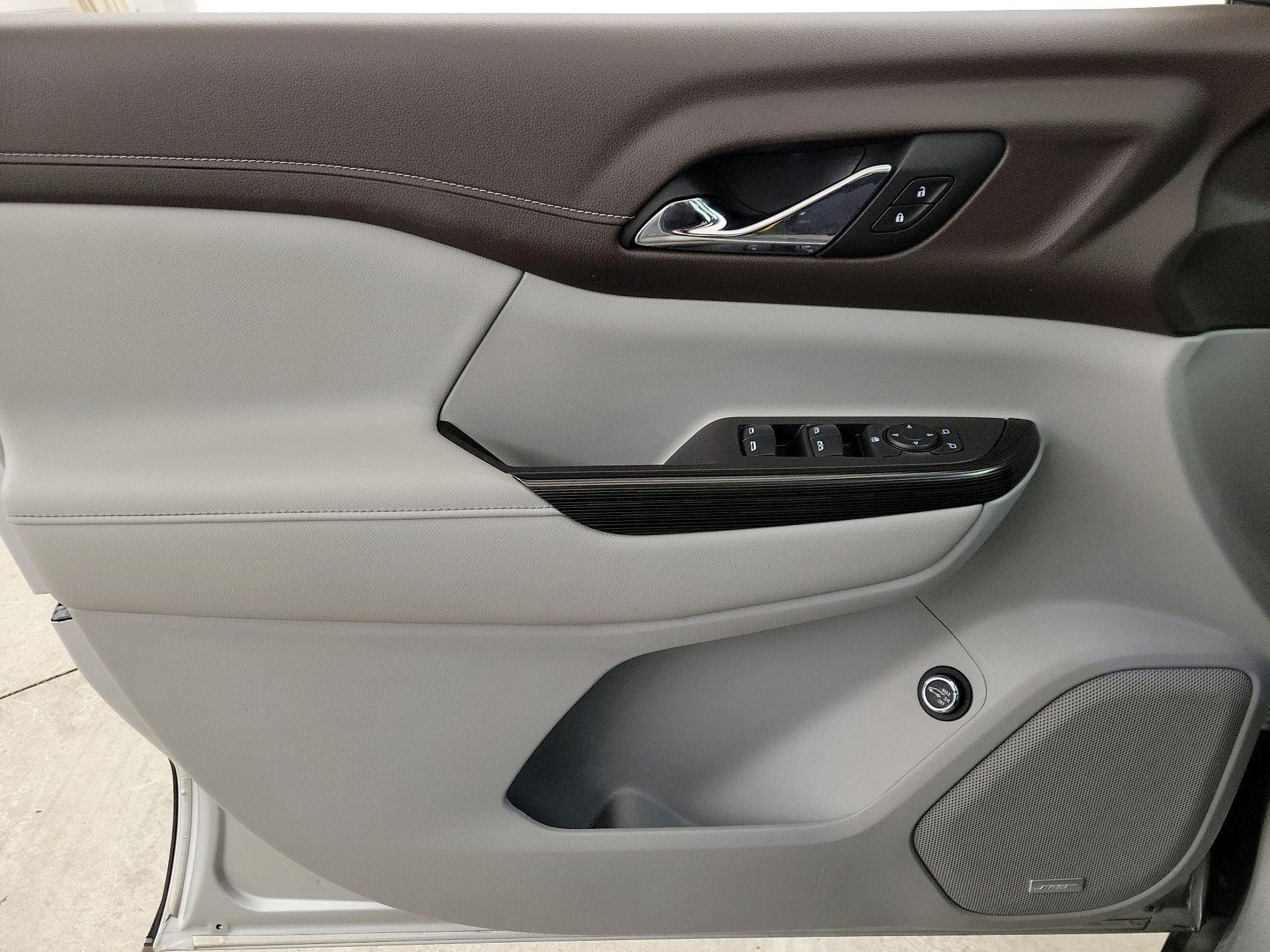 Thumbnail: 2020 GMC Acadia - 12