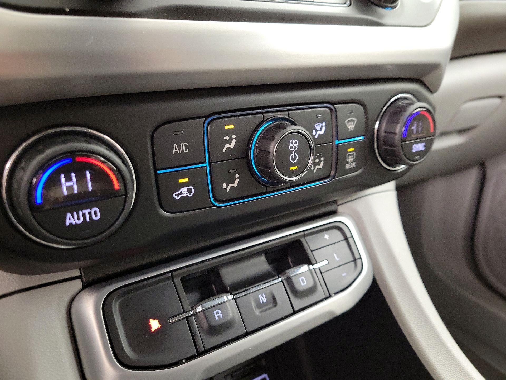 Thumbnail: 2020 GMC Acadia - 17