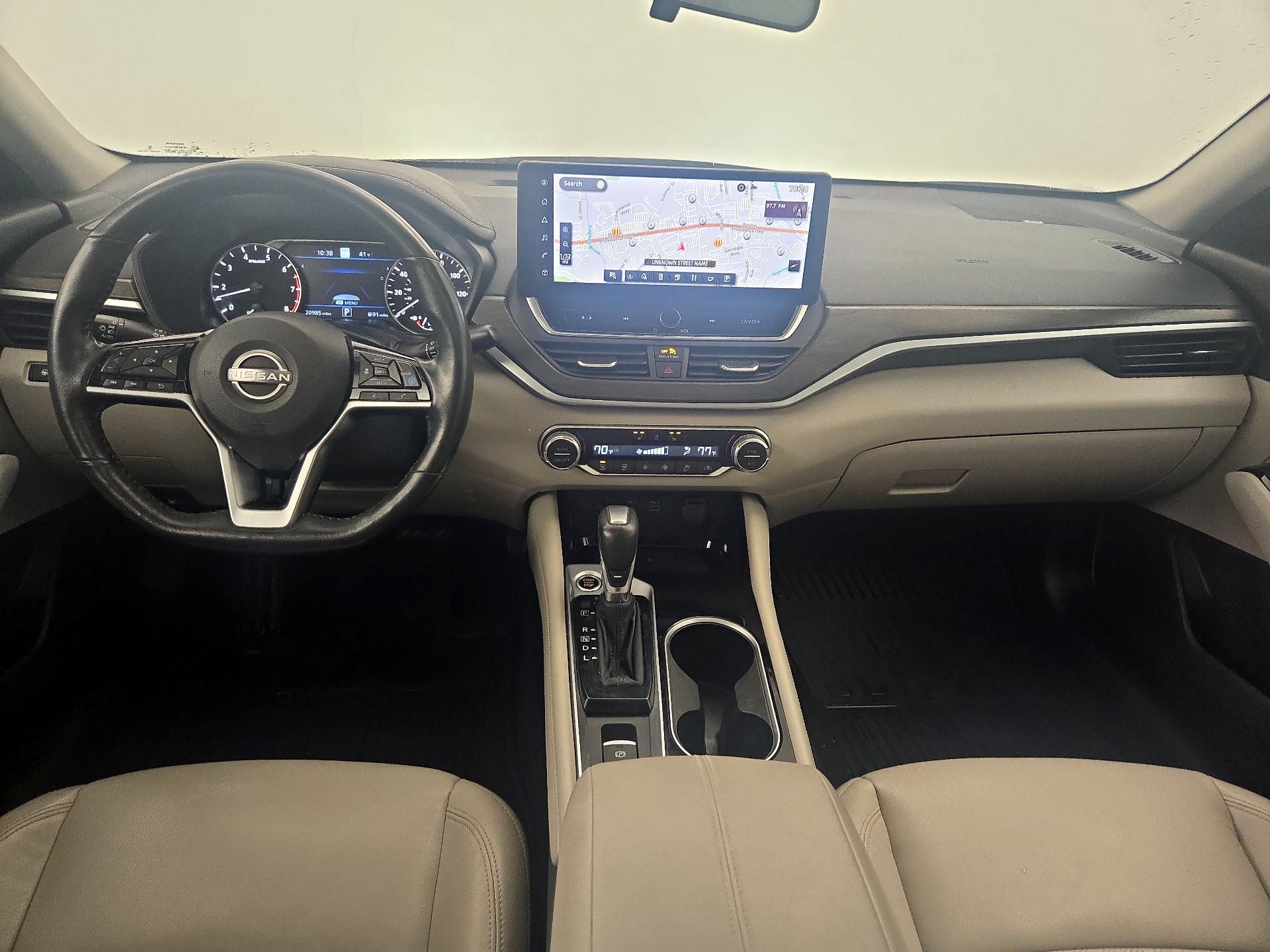 Thumbnail: 2023 Nissan Altima - 9