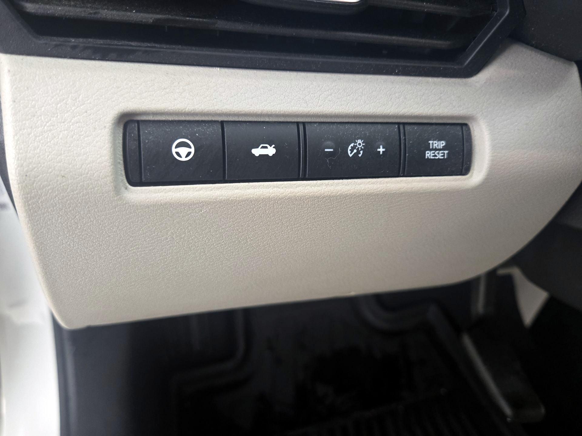 Thumbnail: 2023 Nissan Altima - 13