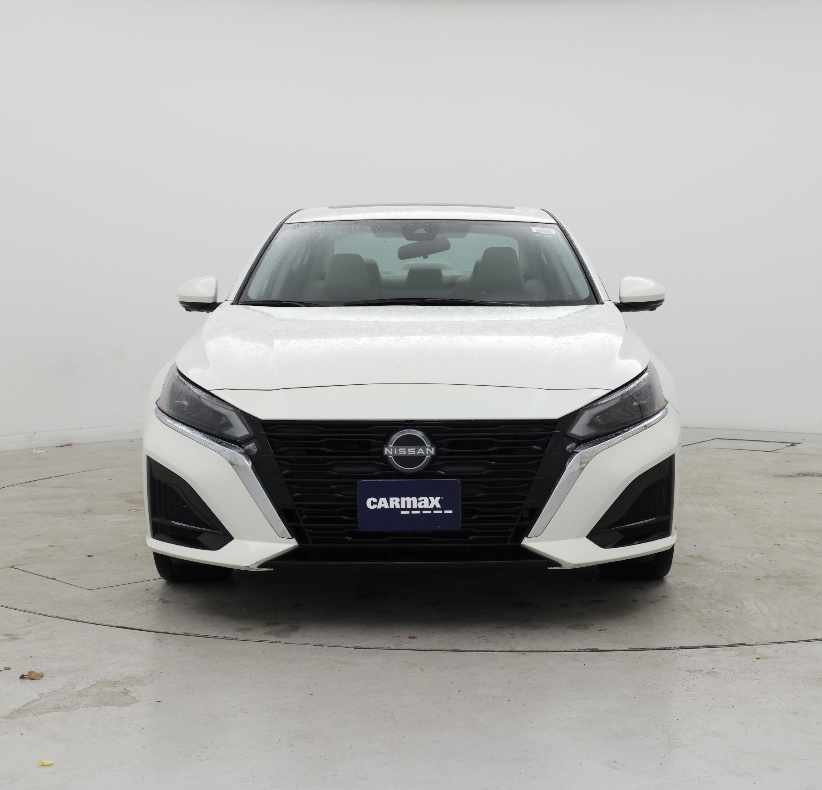 Thumbnail: 2023 Nissan Altima - 5