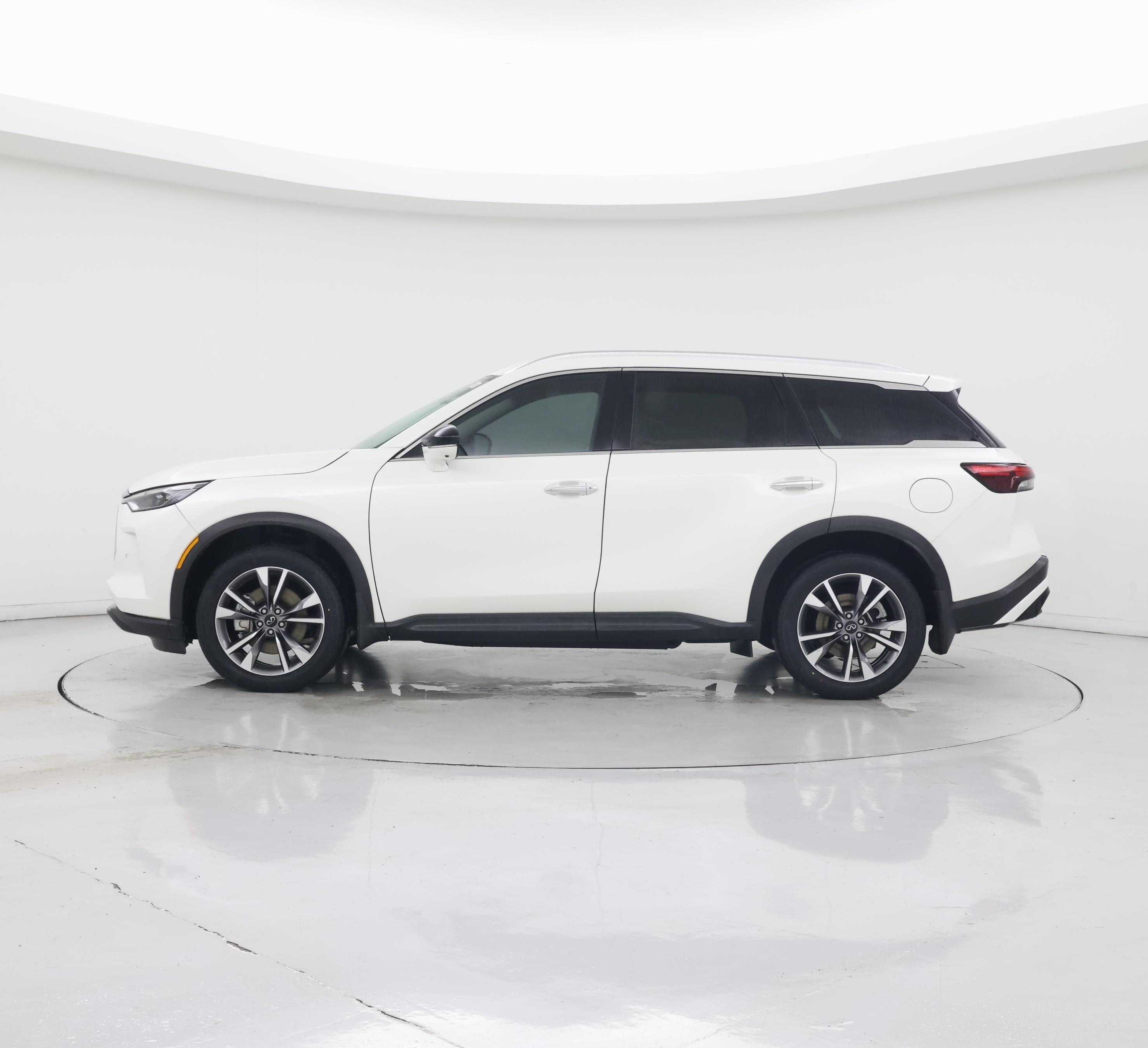 Thumbnail: 2023 INFINITI QX60 - 3