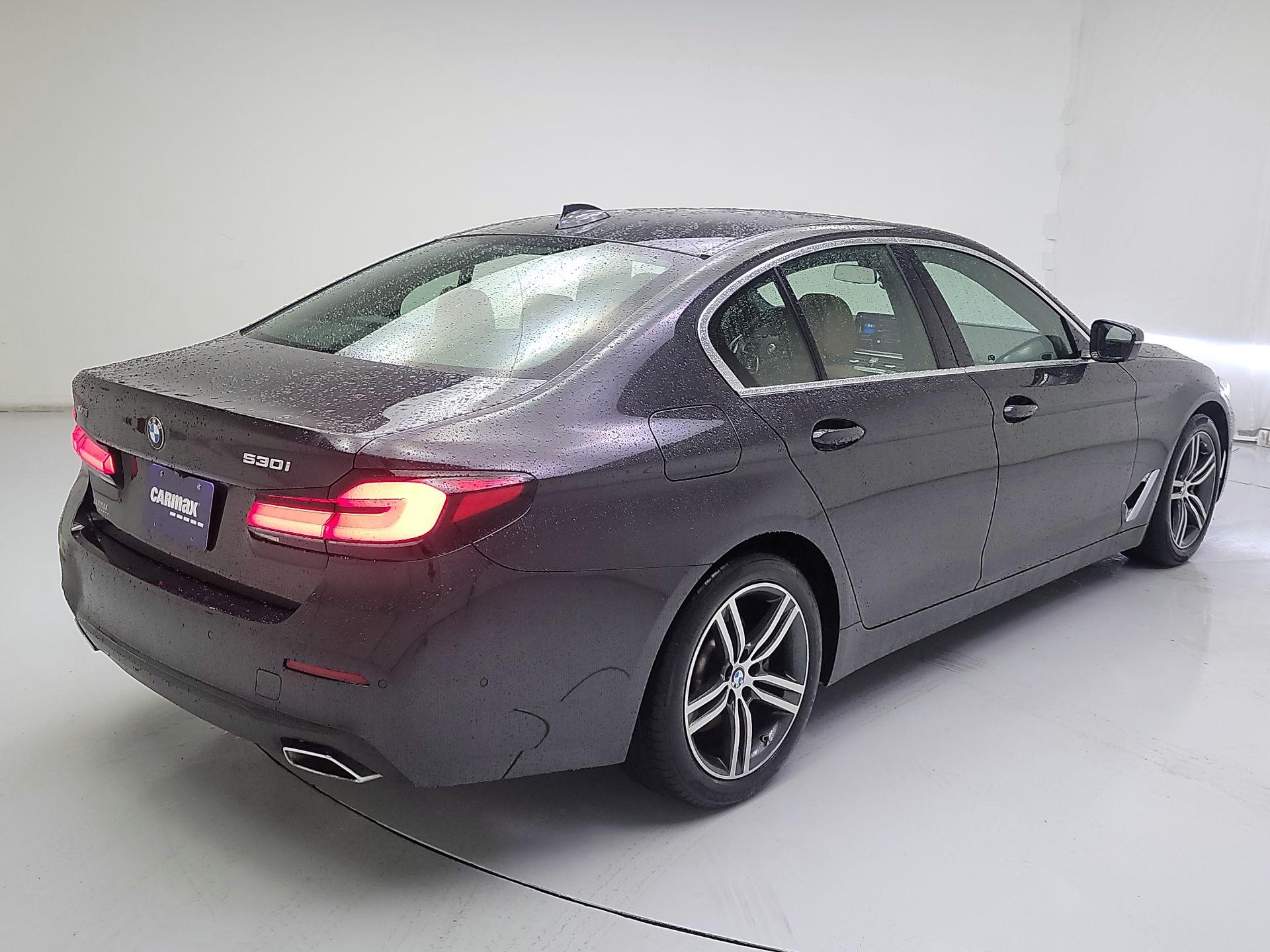 Thumbnail: 2021 BMW 5 Series - 5