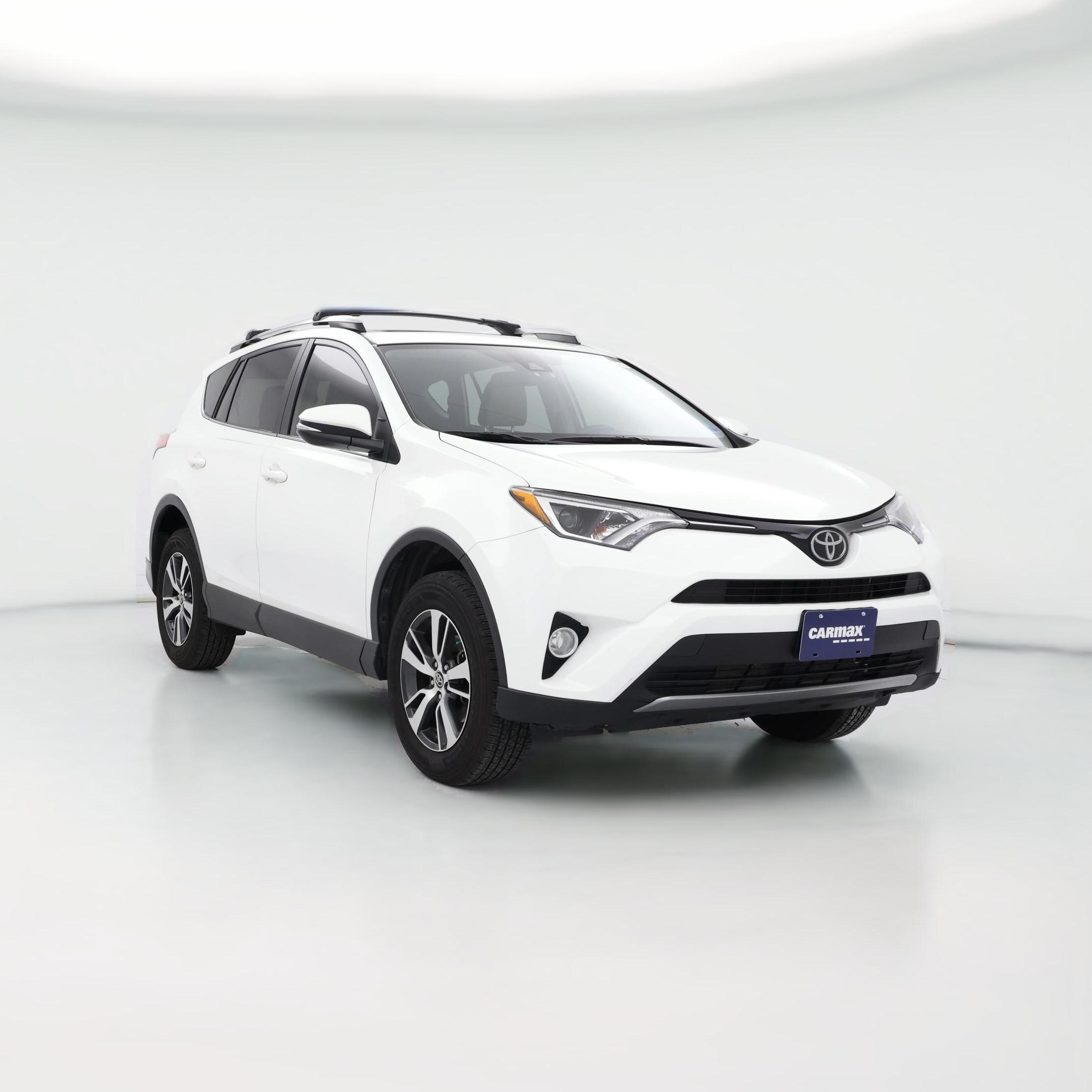 Thumbnail: 2018 Toyota RAV4 - 1