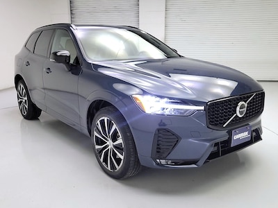 2024 Volvo XC60 B5 Ultimate Dark Theme