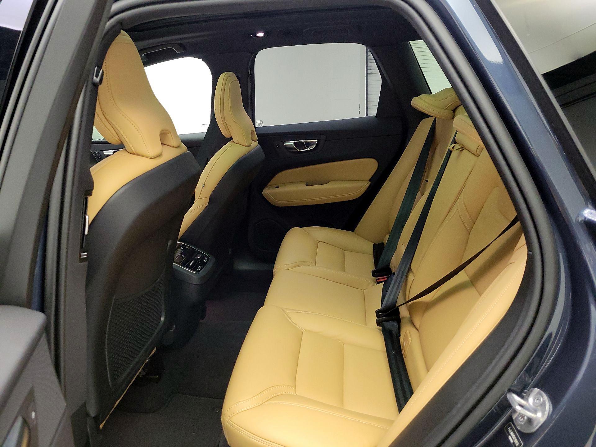 Thumbnail: 2024 Volvo XC60 - 19