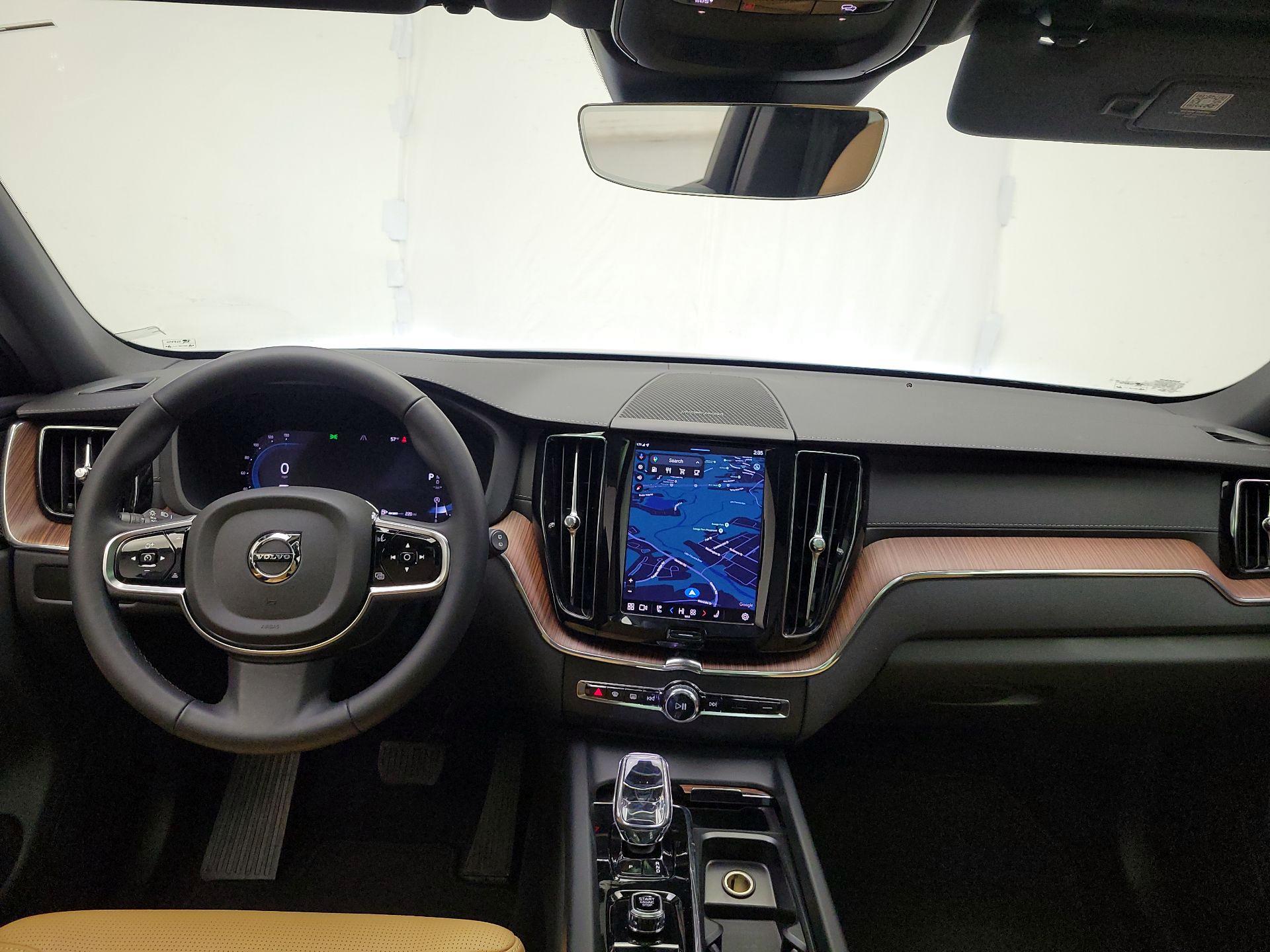 Thumbnail: 2024 Volvo XC60 - 8