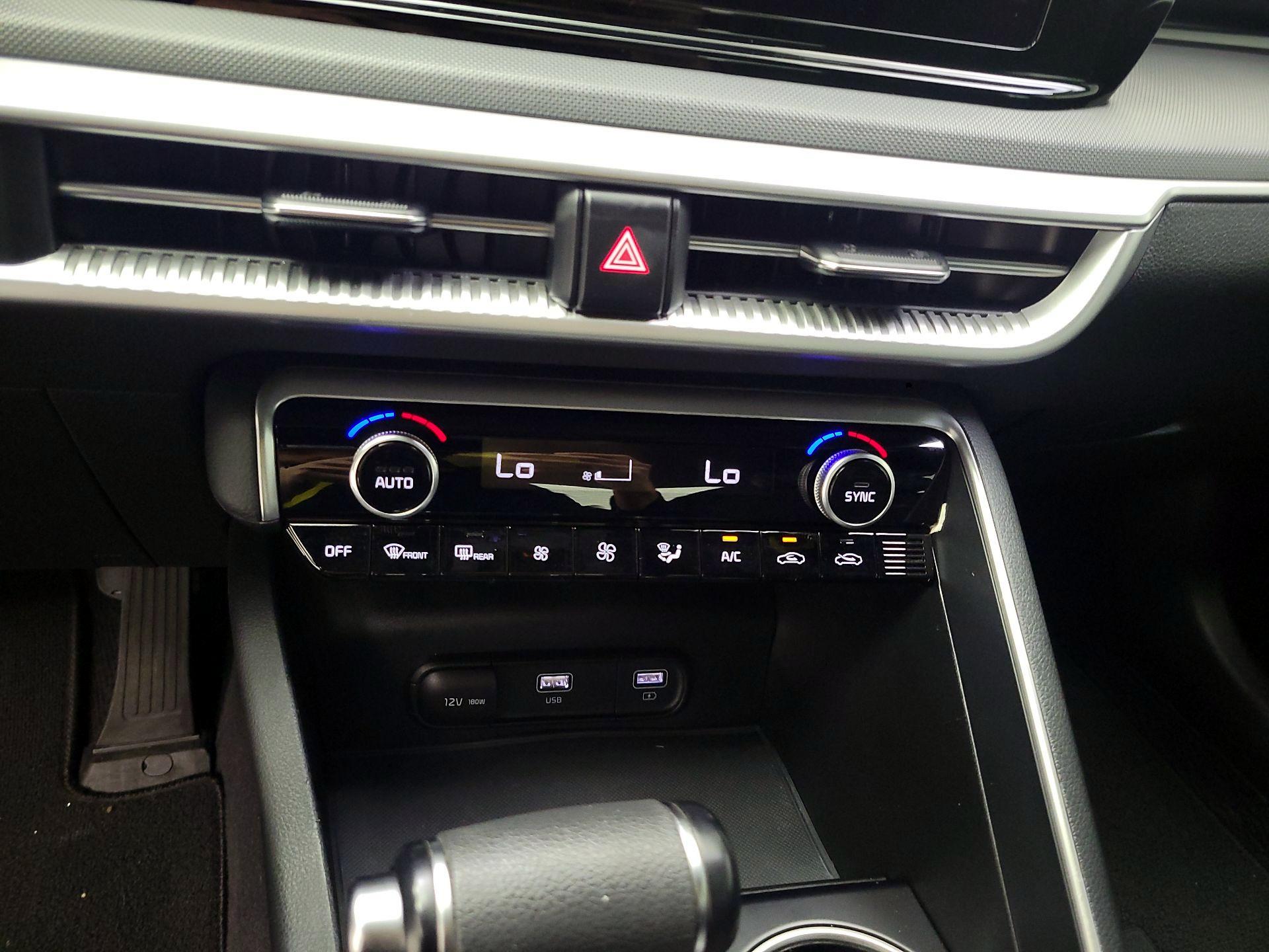 Thumbnail: 2022 Kia K5 - 15