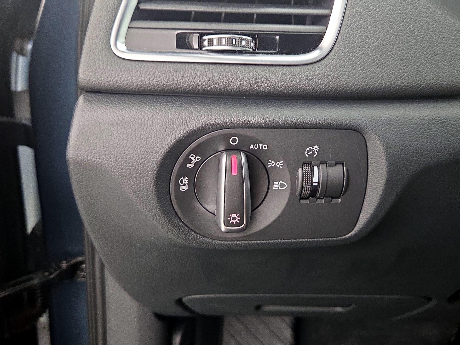 Thumbnail: 2018 Audi Q3 - 13