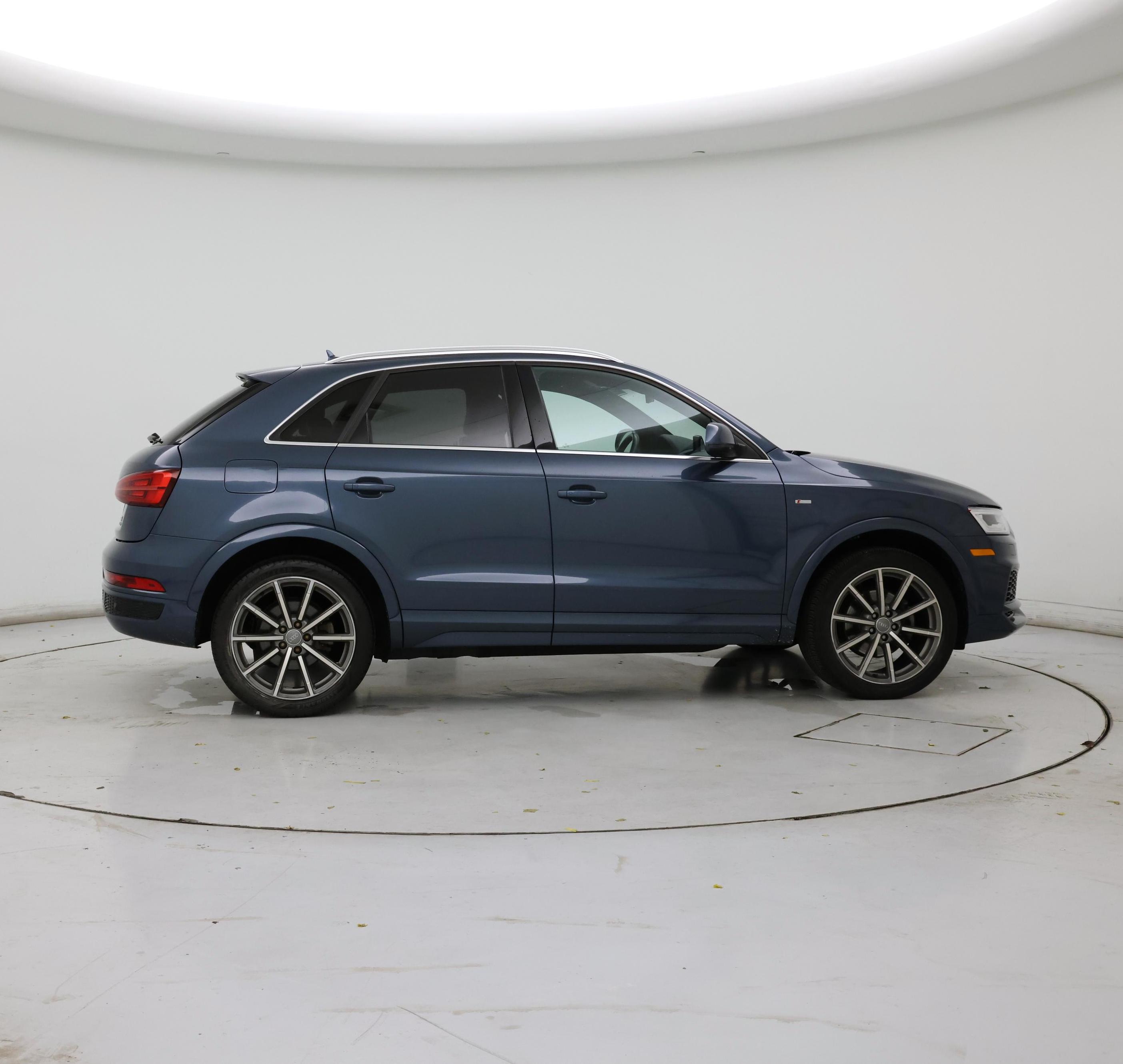 Thumbnail: 2018 Audi Q3 - 7