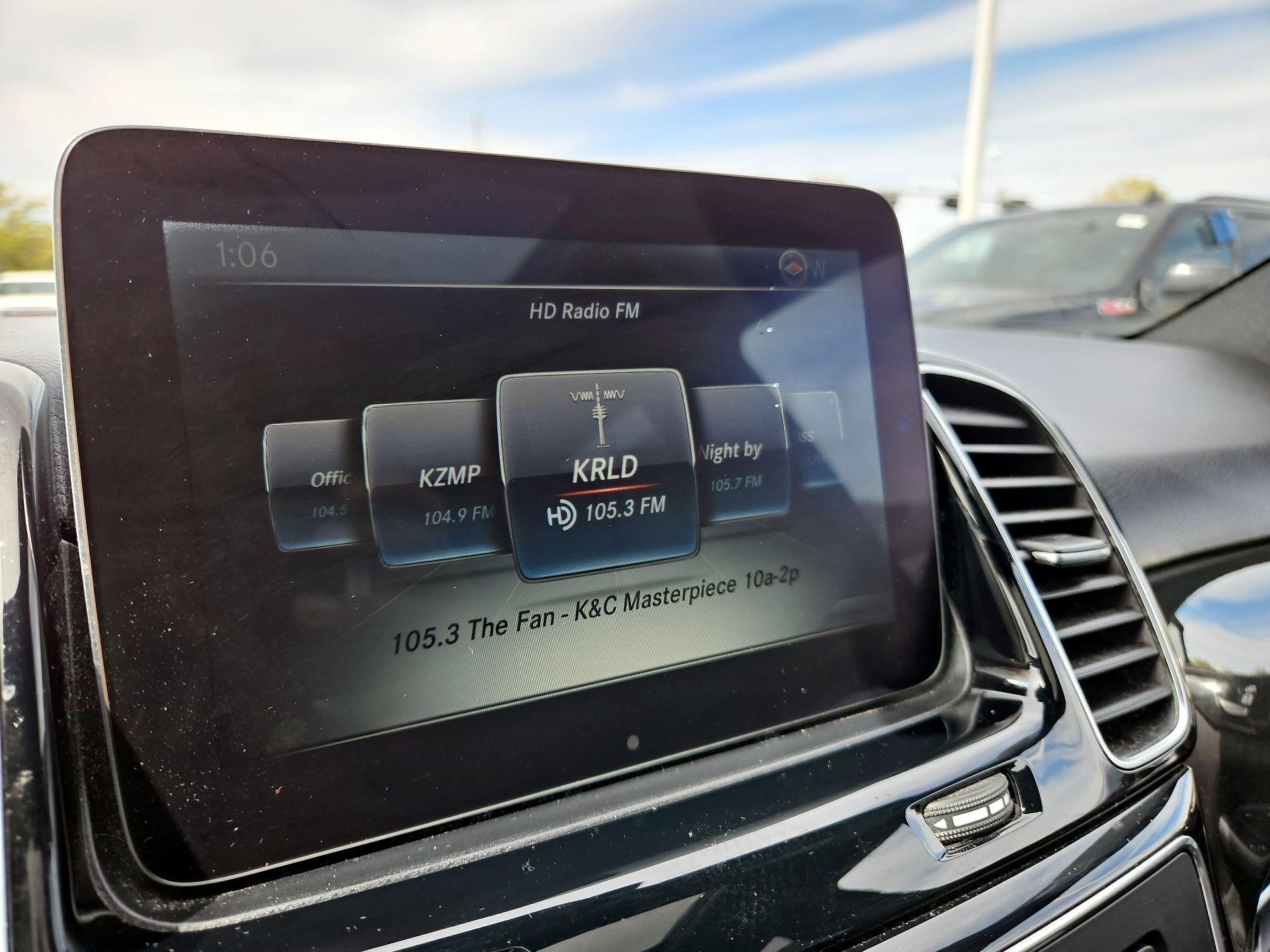 Thumbnail: 2016 Mercedes-Benz GLE - 14