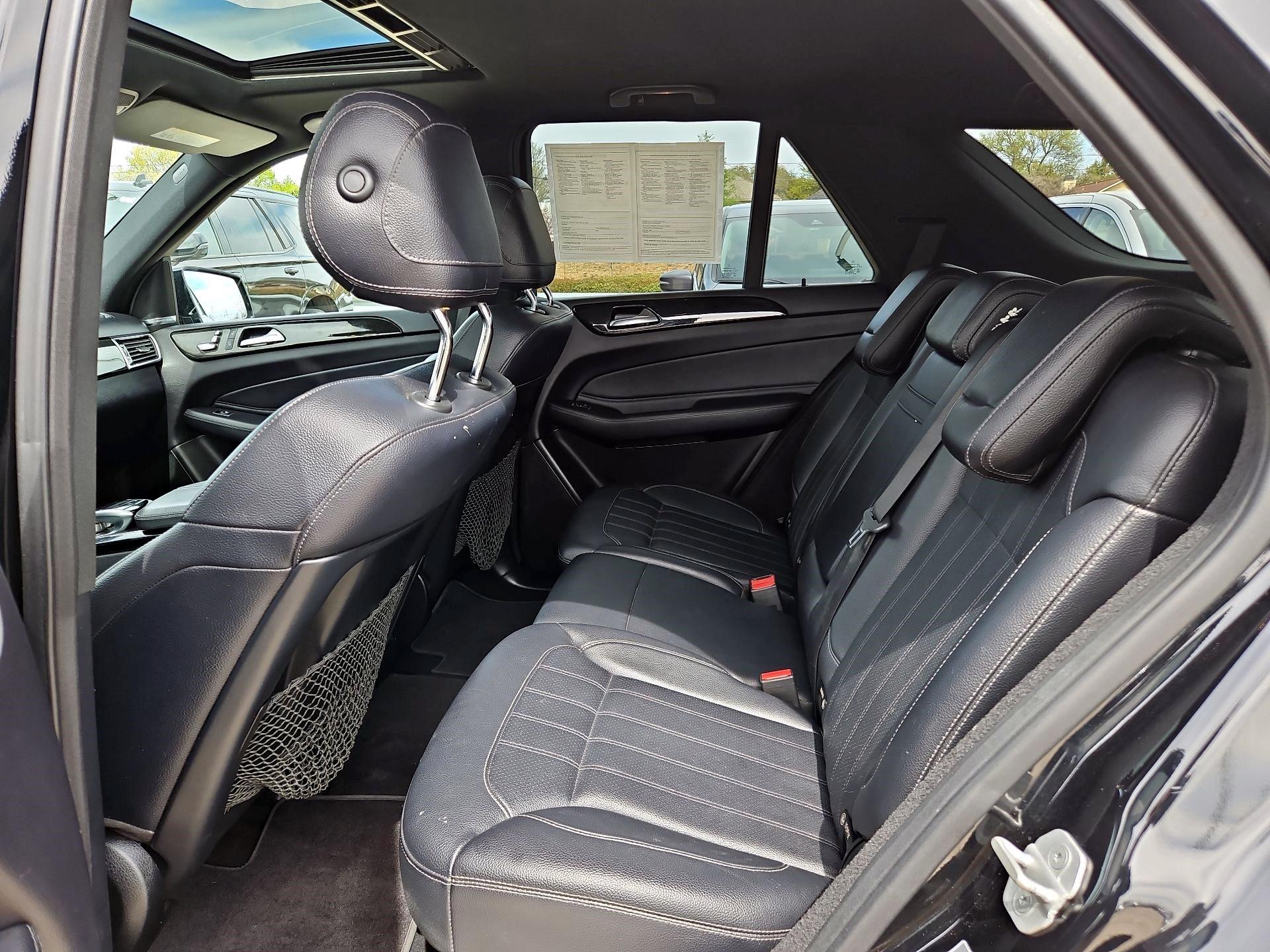 Thumbnail: 2016 Mercedes-Benz GLE - 19