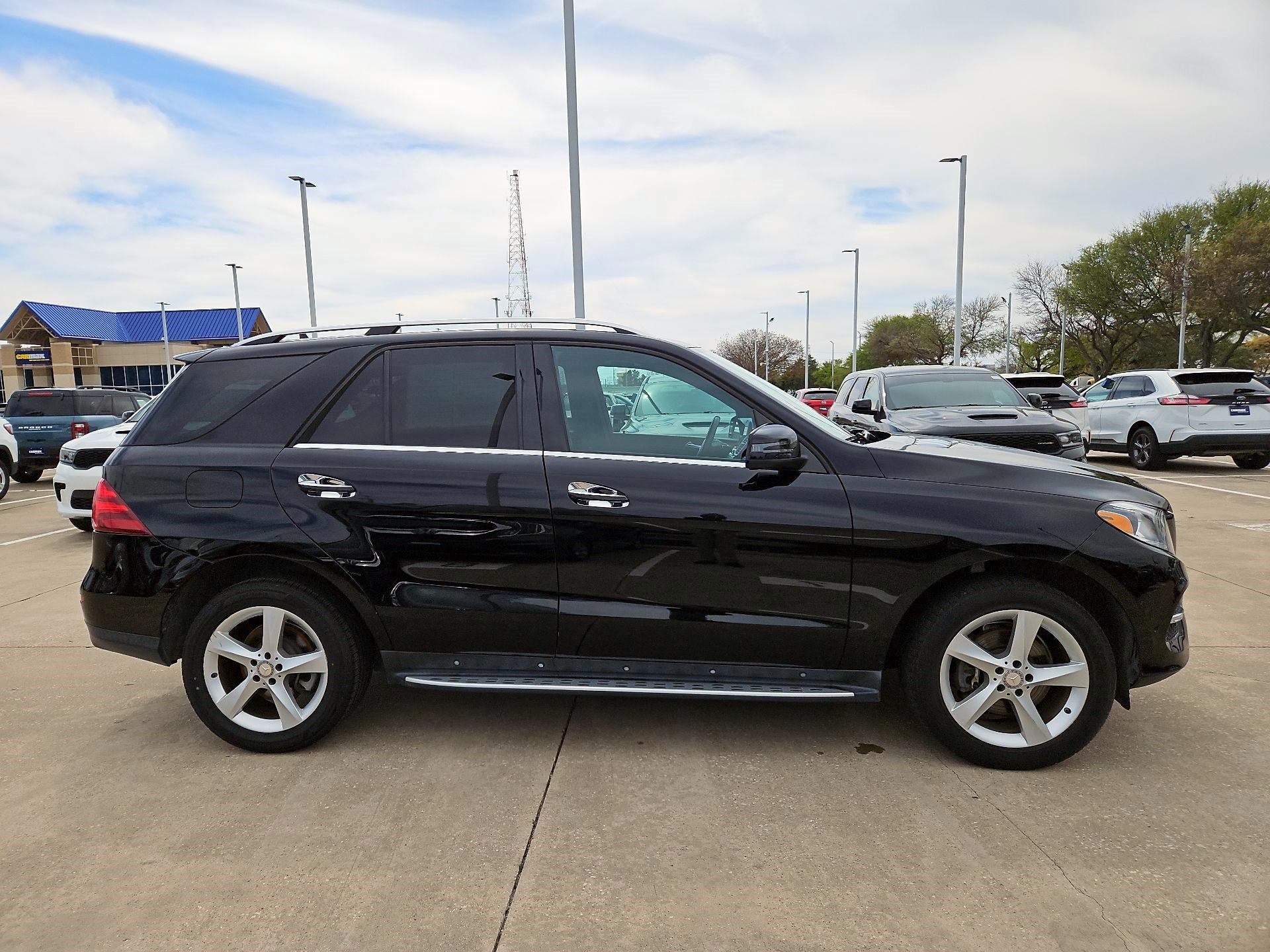 Thumbnail: 2016 Mercedes-Benz GLE - 4