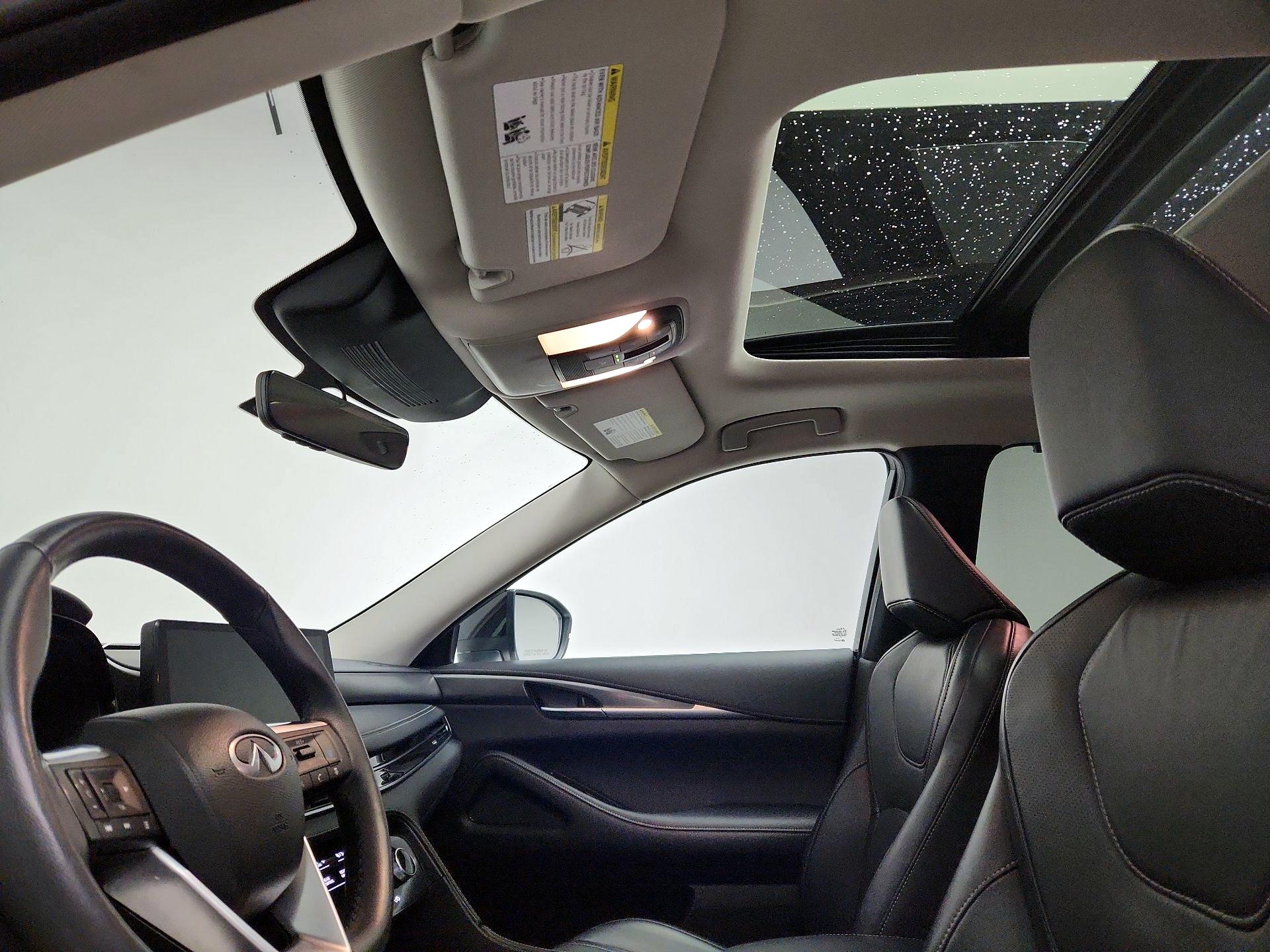 Thumbnail: 2023 INFINITI QX60 - 19