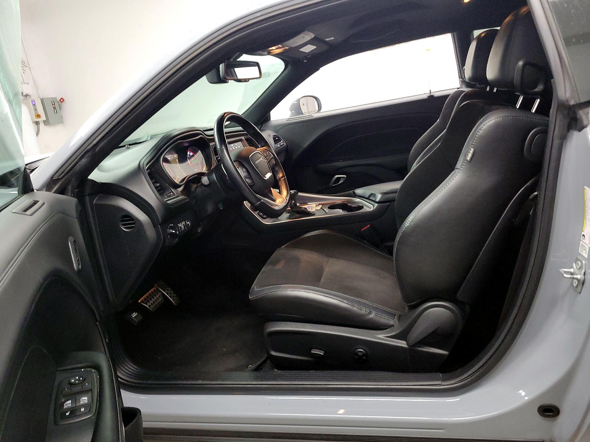 Thumbnail: 2021 Dodge Challenger - 9