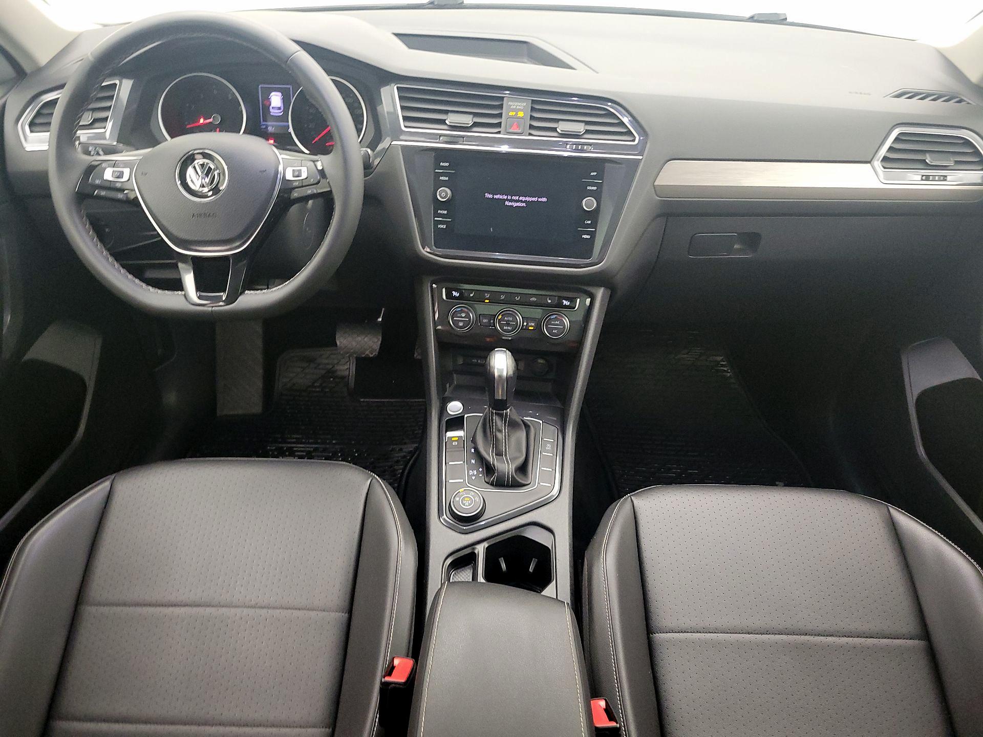 Thumbnail: 2021 Volkswagen Tiguan - 9