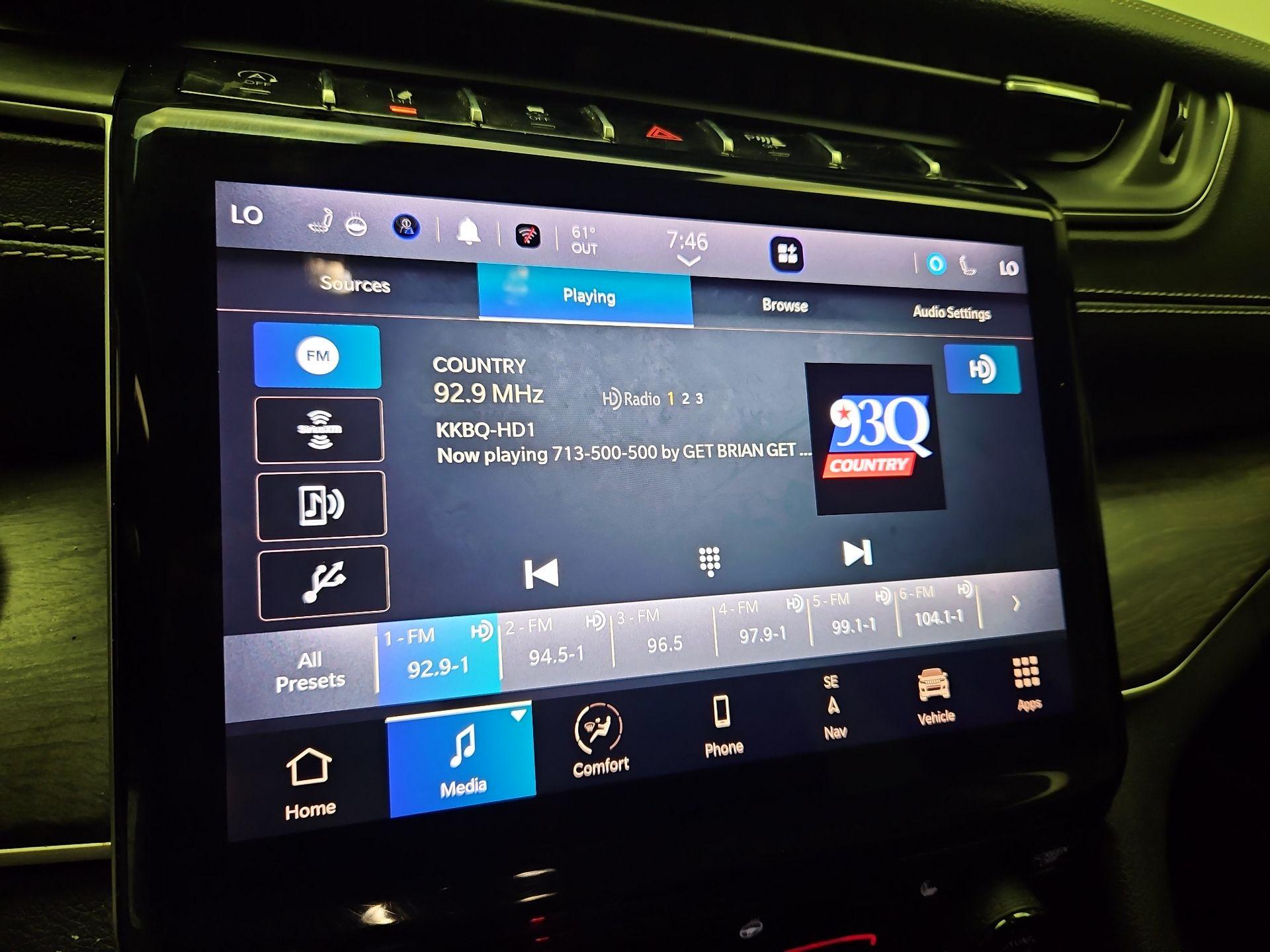 Thumbnail: 2023 Jeep Grand Cherokee - 16