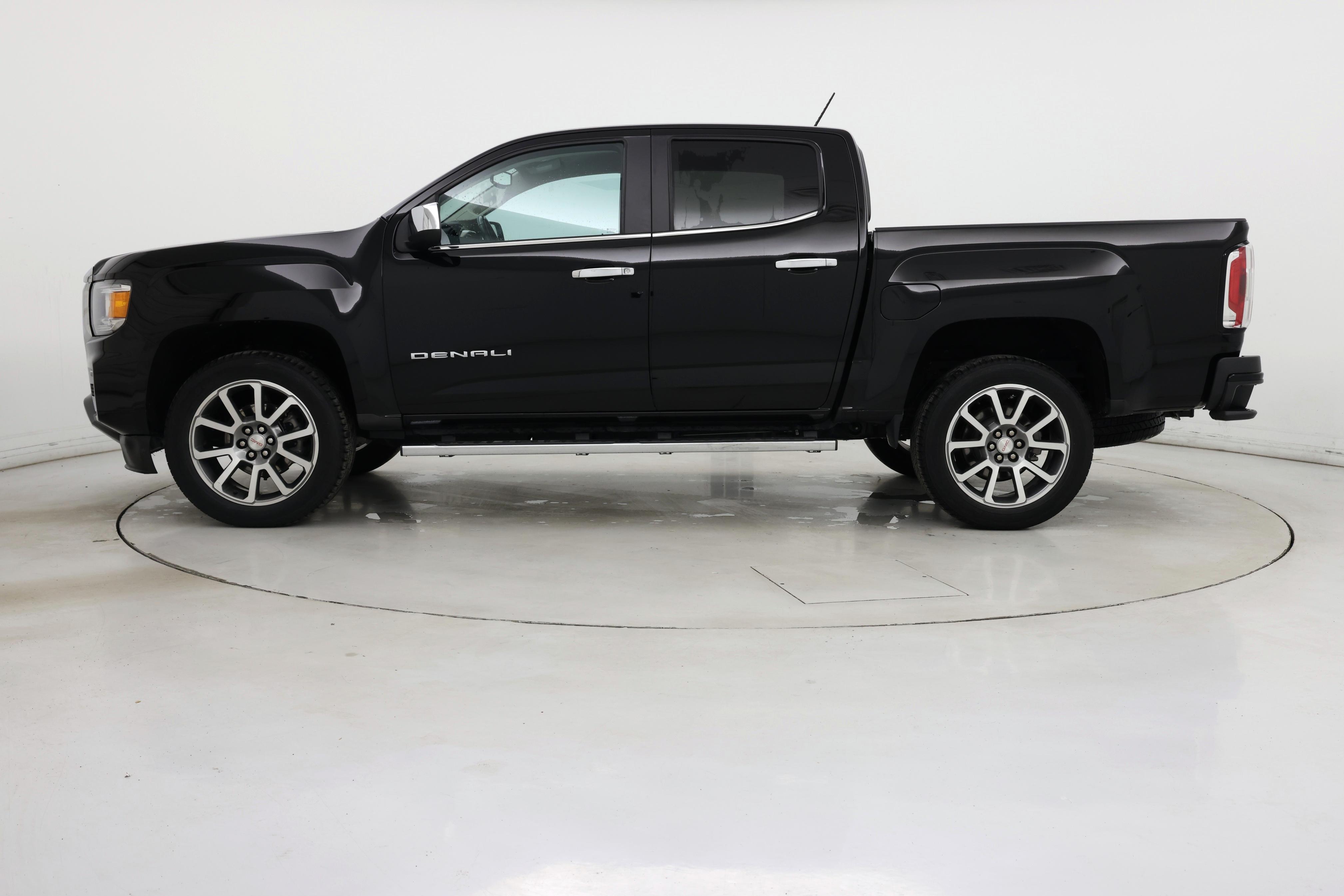 Thumbnail: 2022 GMC Canyon - 3