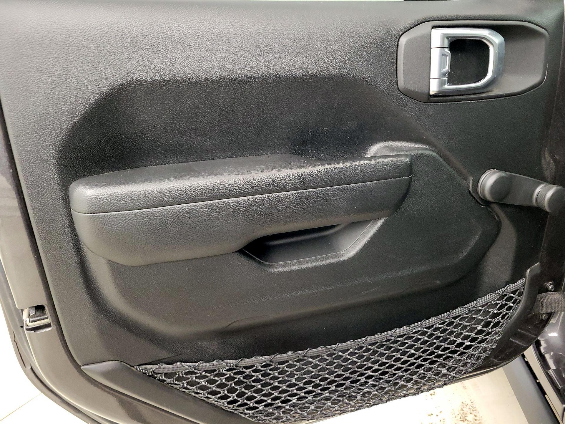 Thumbnail: 2022 Jeep Gladiator - 12