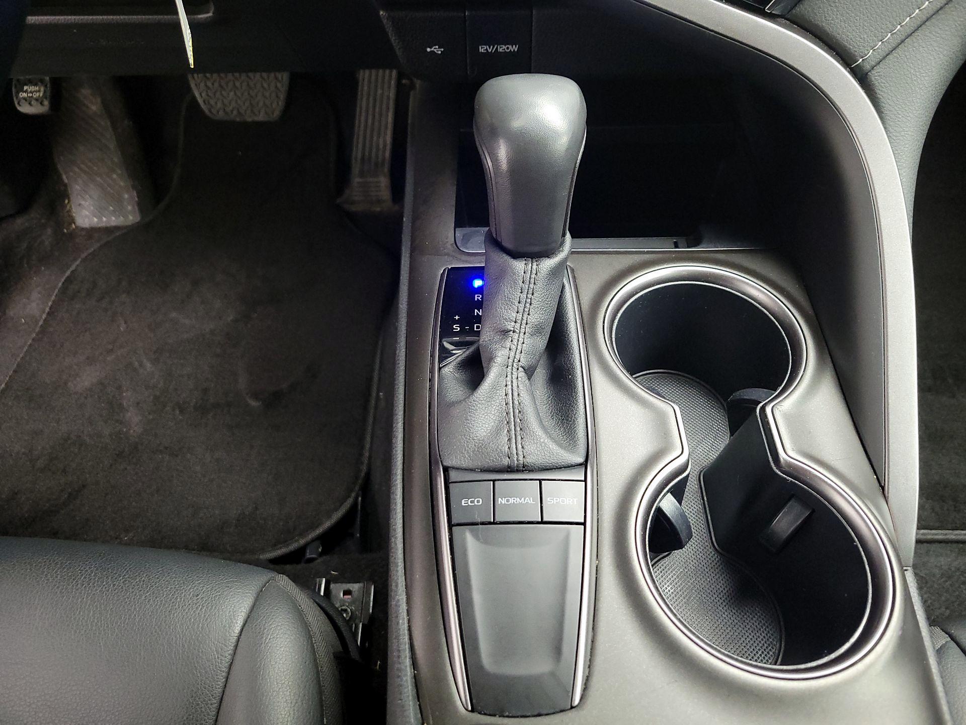 Thumbnail: 2023 Toyota Camry - 16