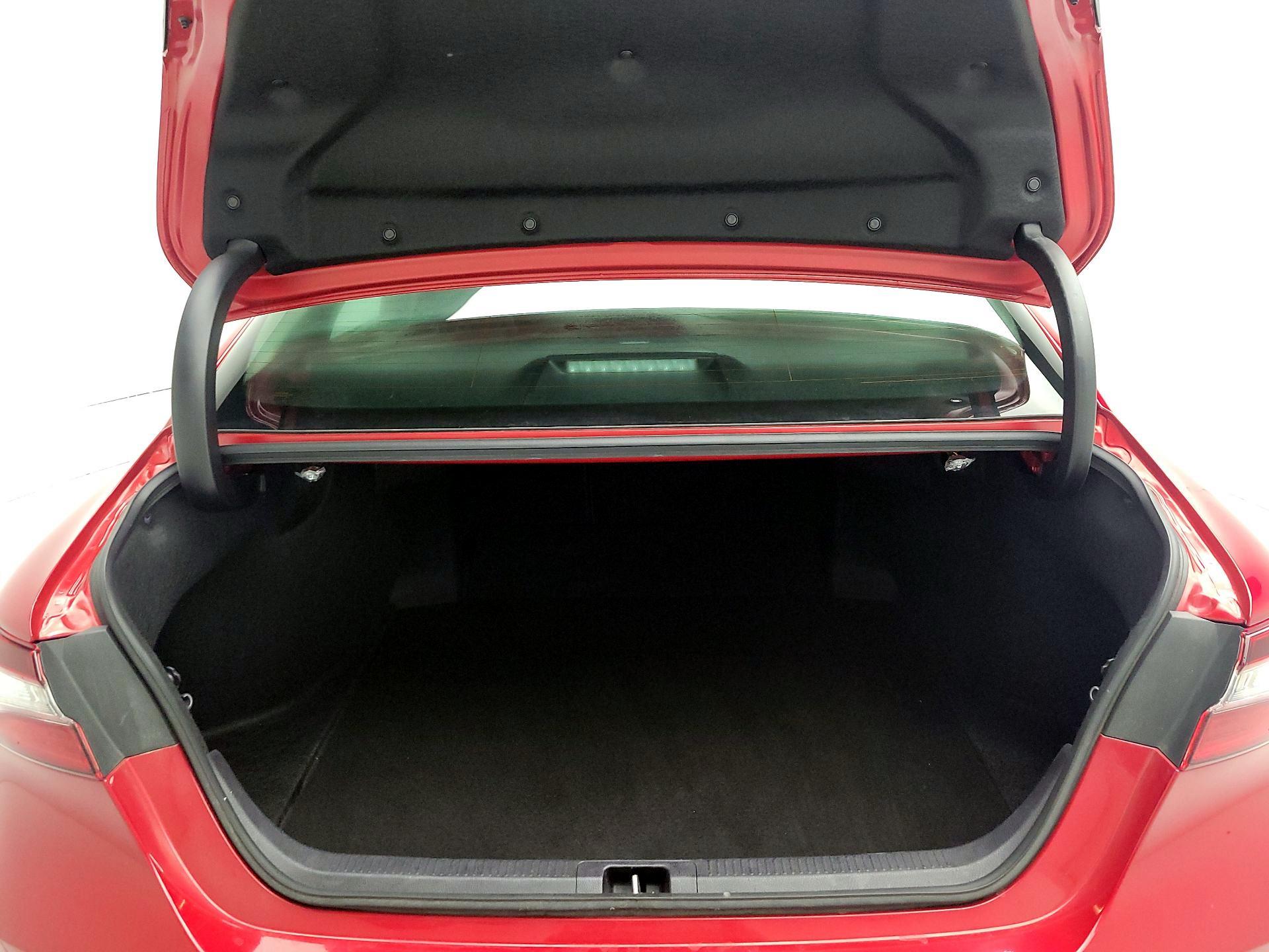 Thumbnail: 2023 Toyota Camry - 18