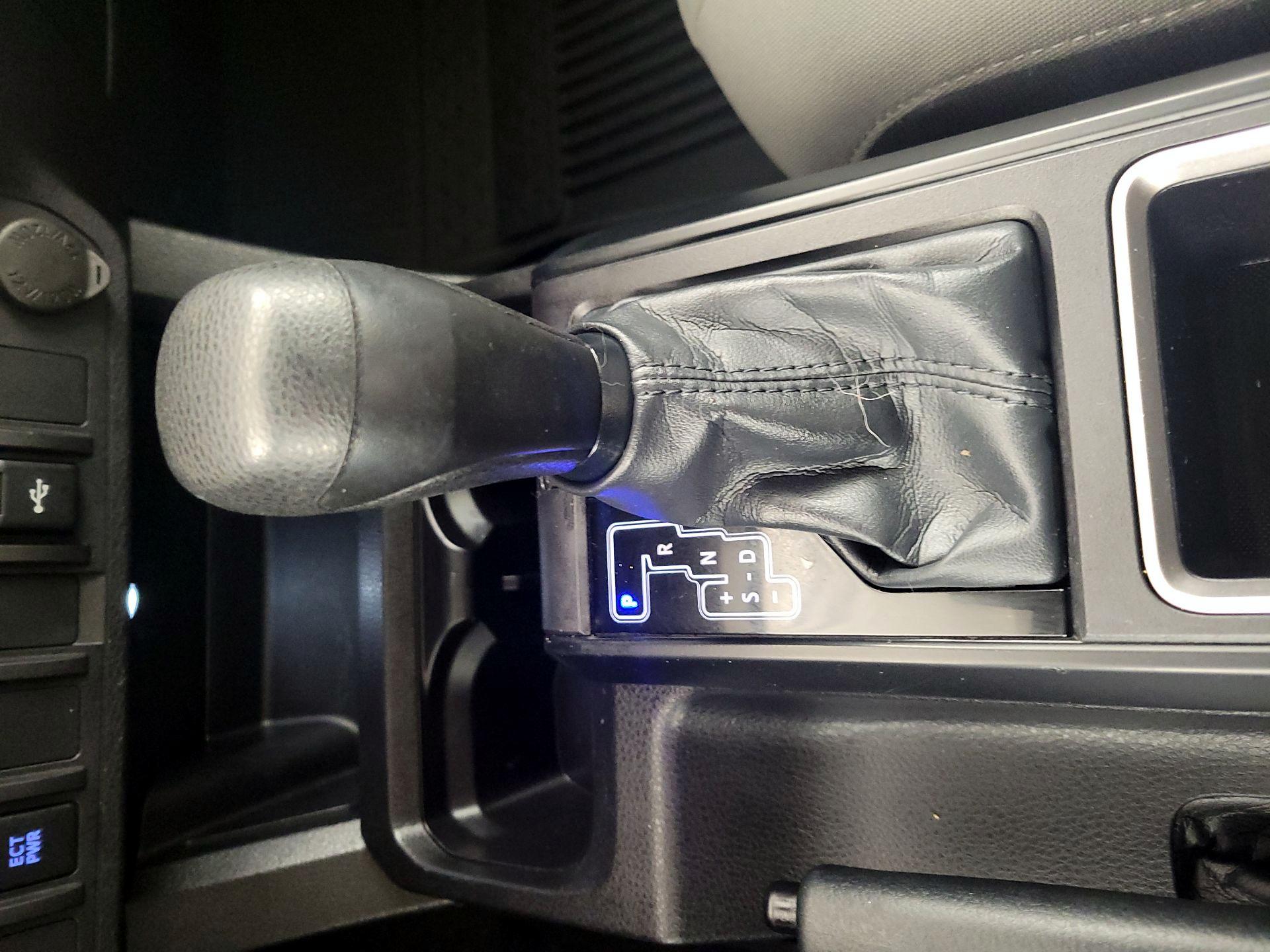 Thumbnail: 2023 Toyota Tacoma - 17