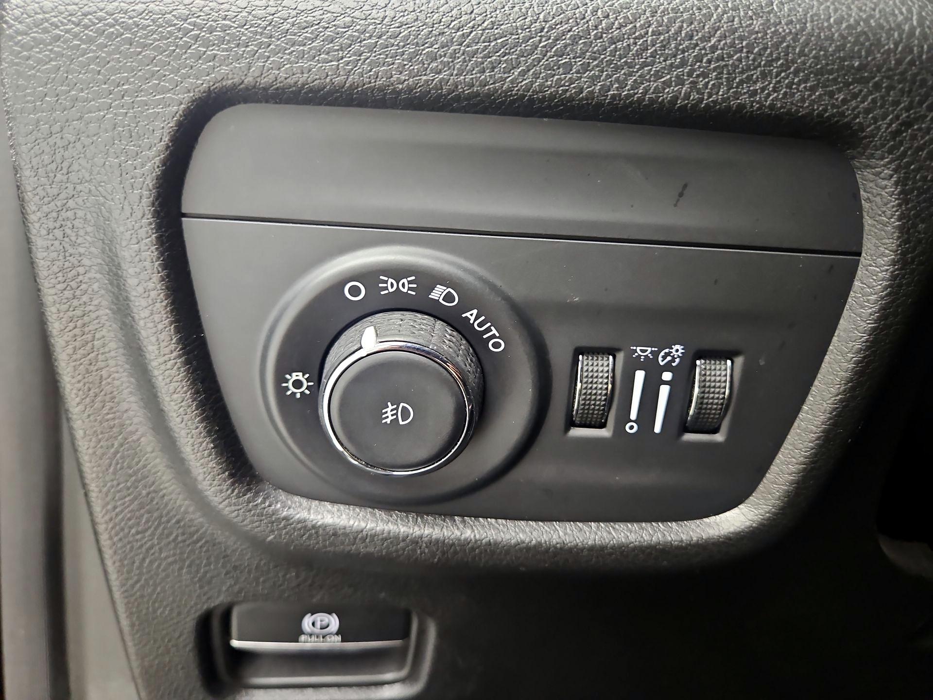 Thumbnail: 2023 Jeep Grand Cherokee - 13