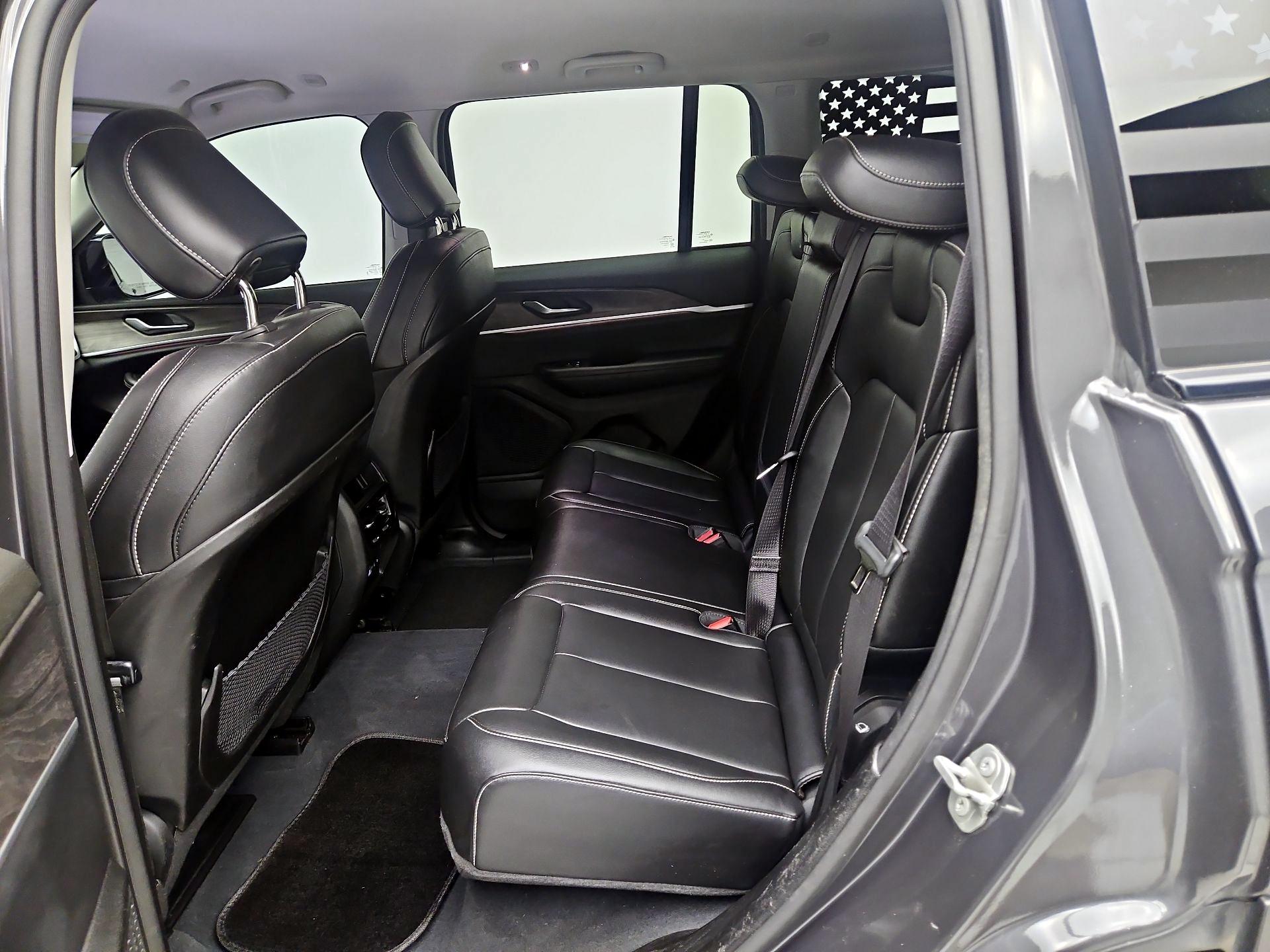 Thumbnail: 2023 Jeep Grand Cherokee - 20