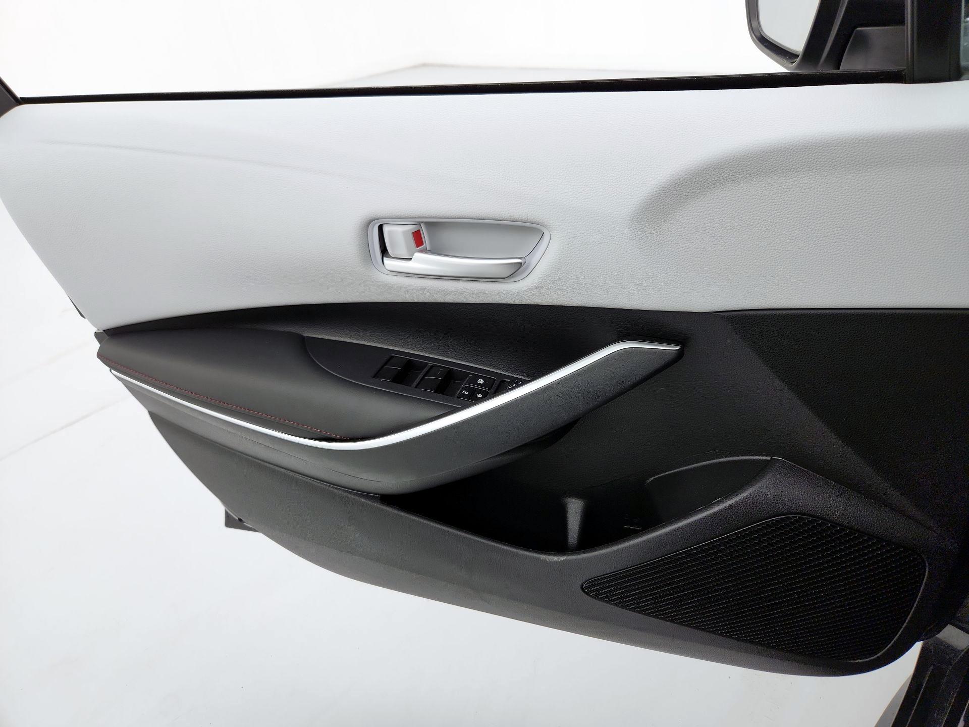 Thumbnail: 2023 Toyota Corolla - 12