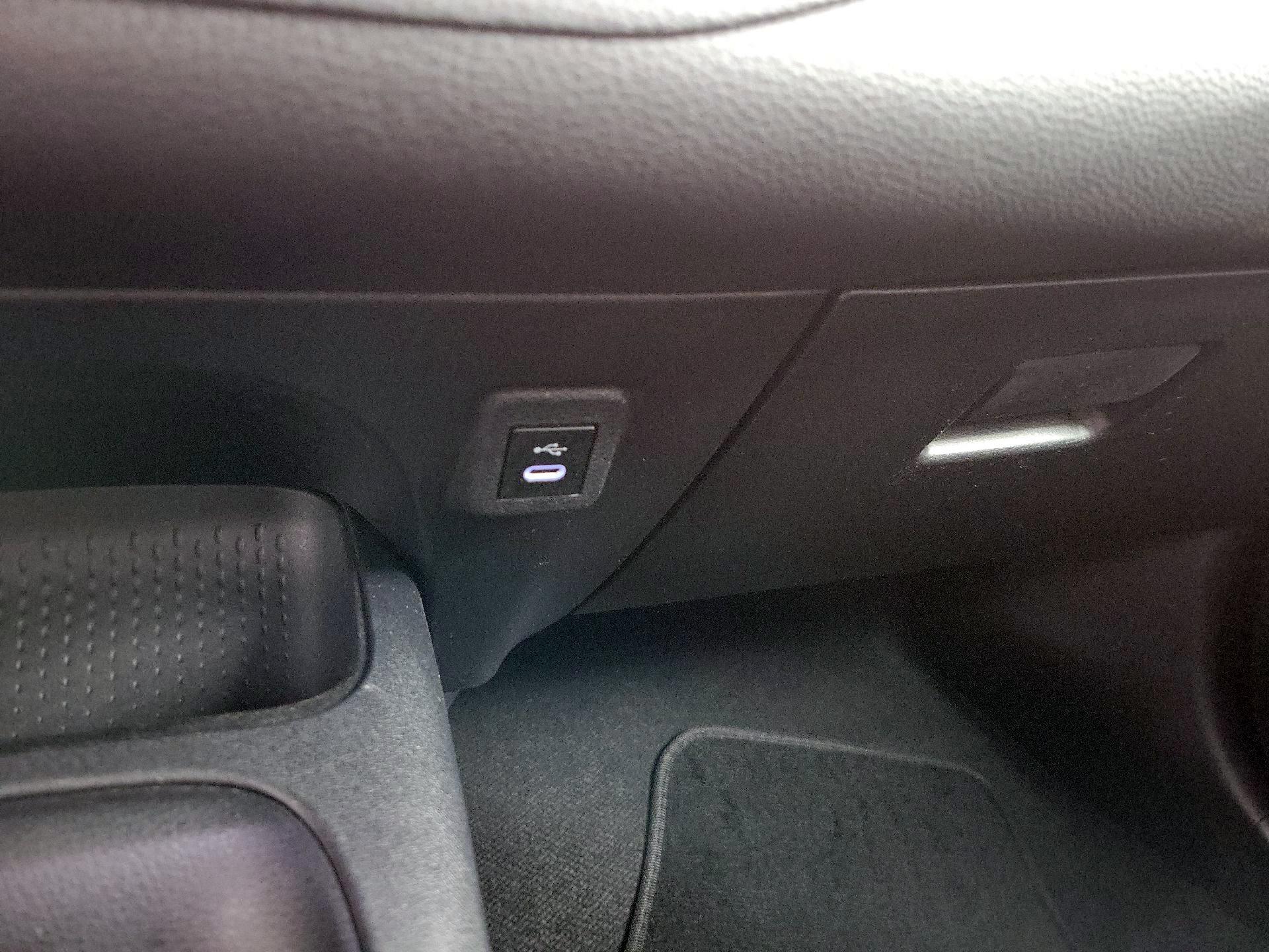 Thumbnail: 2023 Toyota Corolla - 18