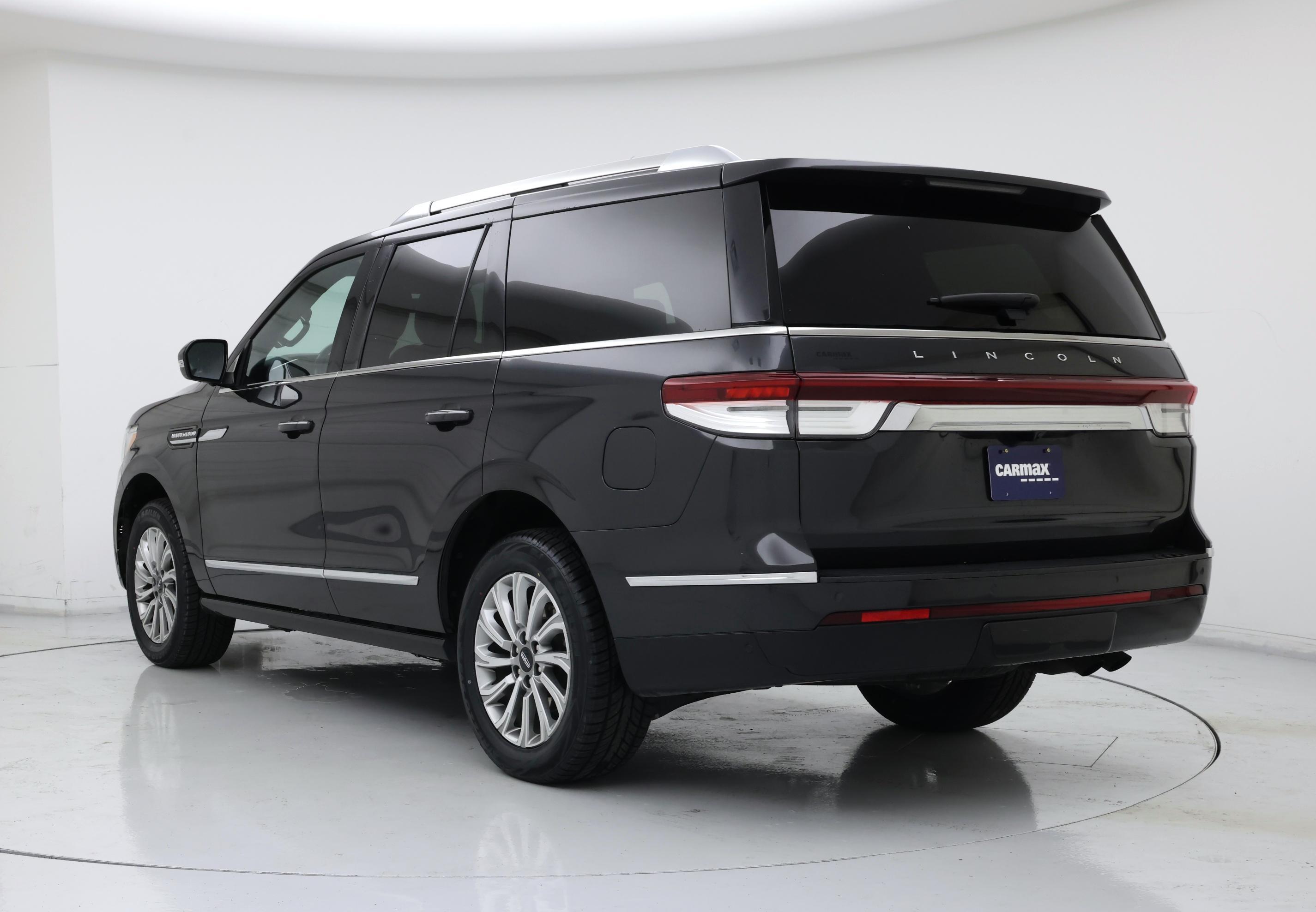 Thumbnail: 2023 Lincoln Navigator - 2