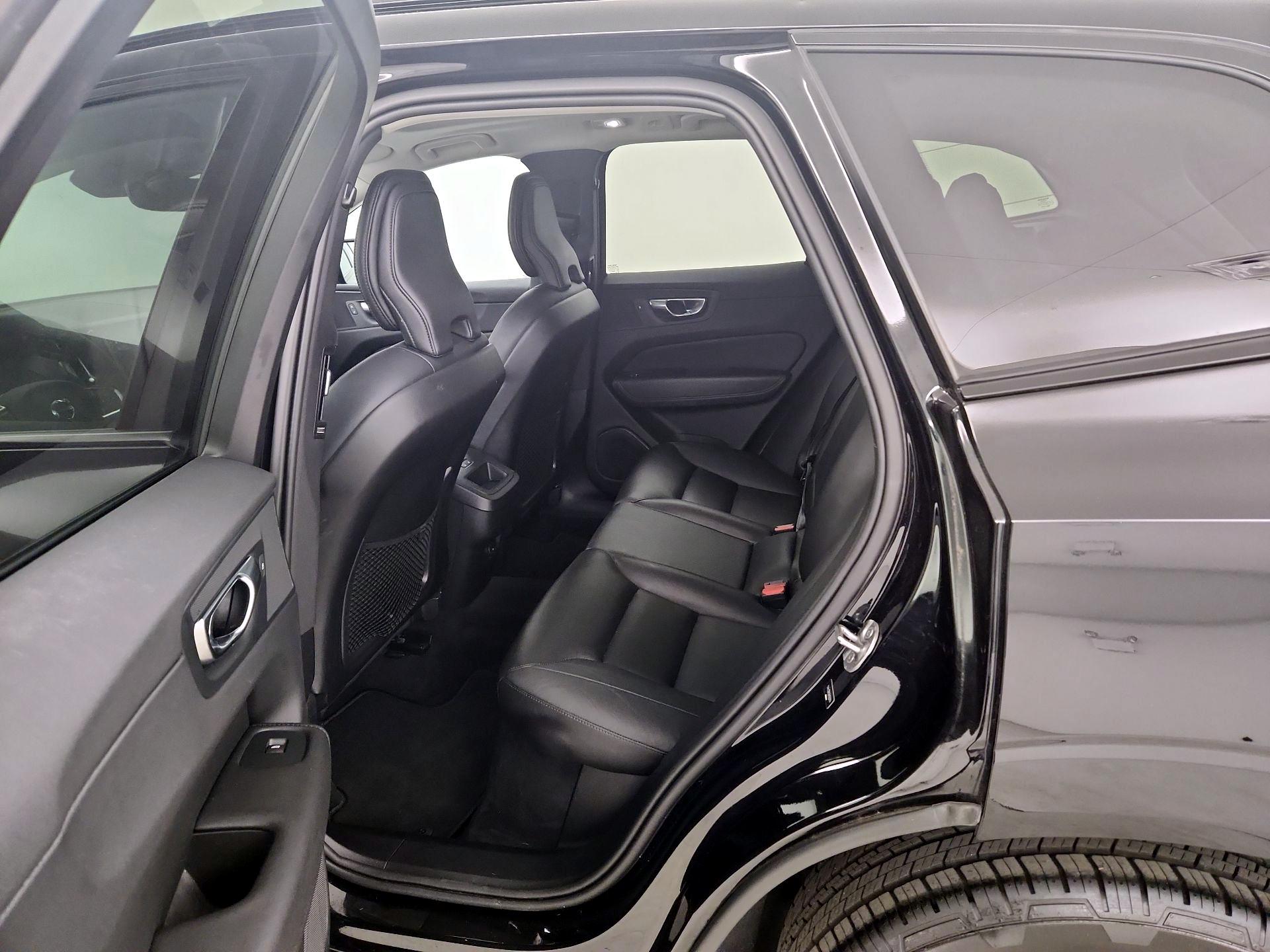 Thumbnail: 2024 Volvo XC60 - 19