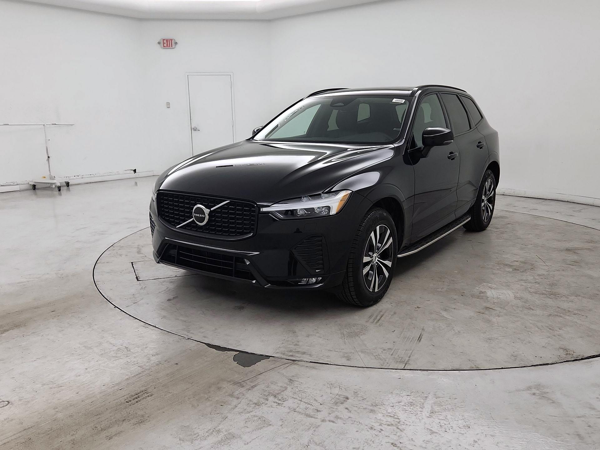 Thumbnail: 2024 Volvo XC60 - 3