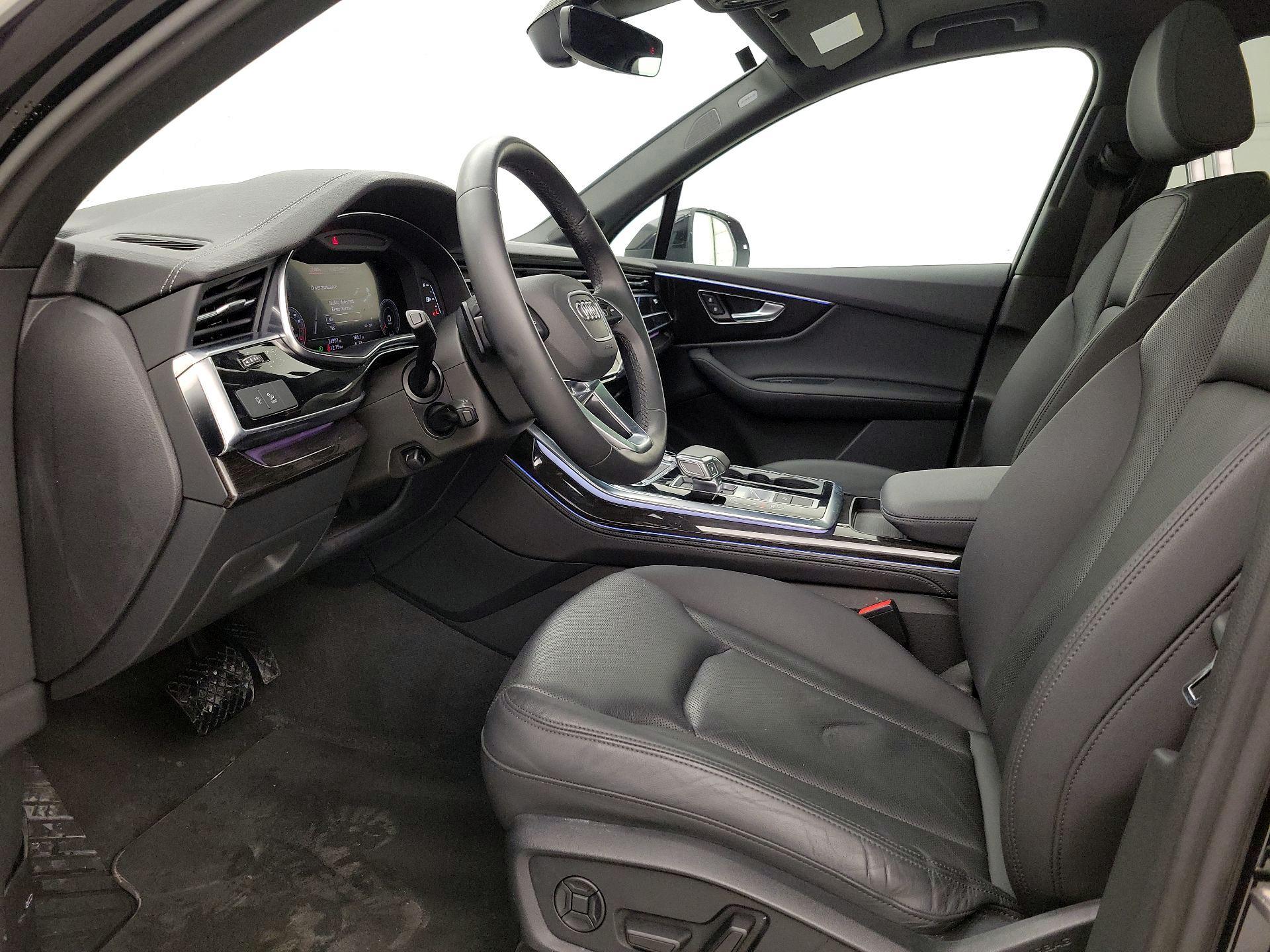 Thumbnail: 2023 Audi Q7 - 11