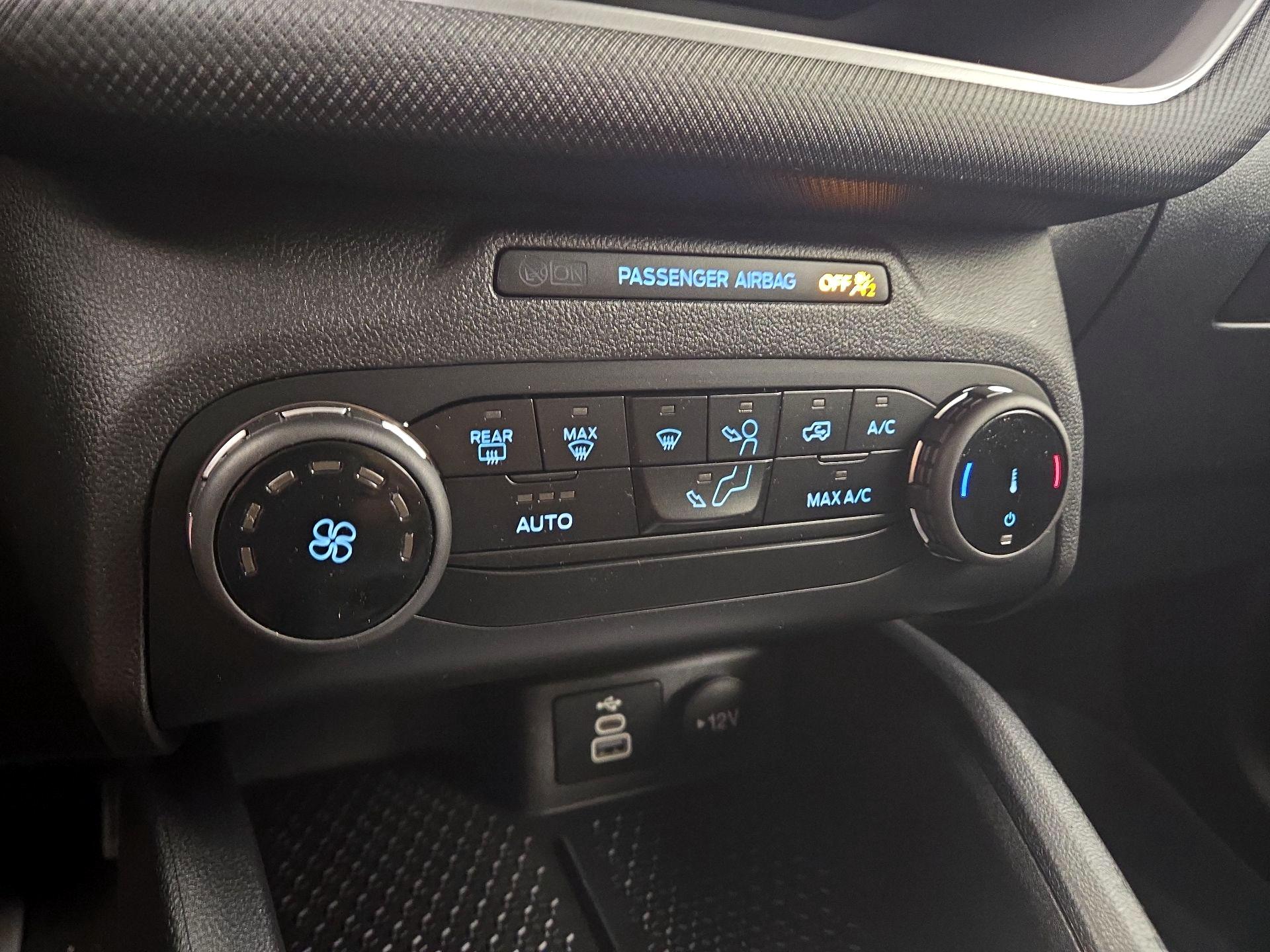 Thumbnail: 2024 Ford Bronco Sport - 16