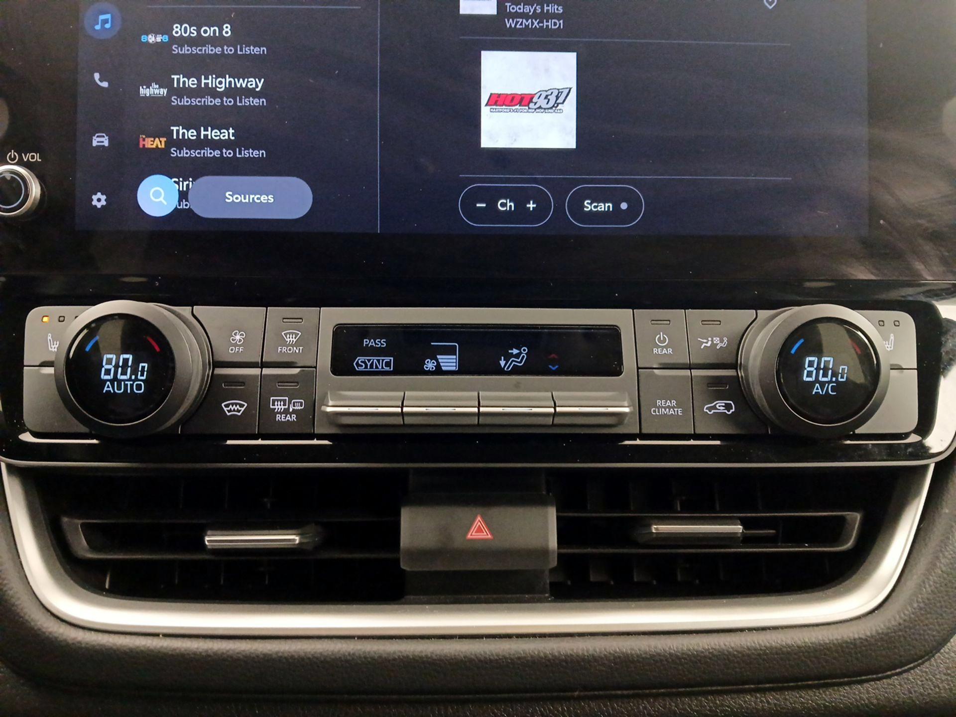 Thumbnail: 2025 Toyota Grand Highlander - 17