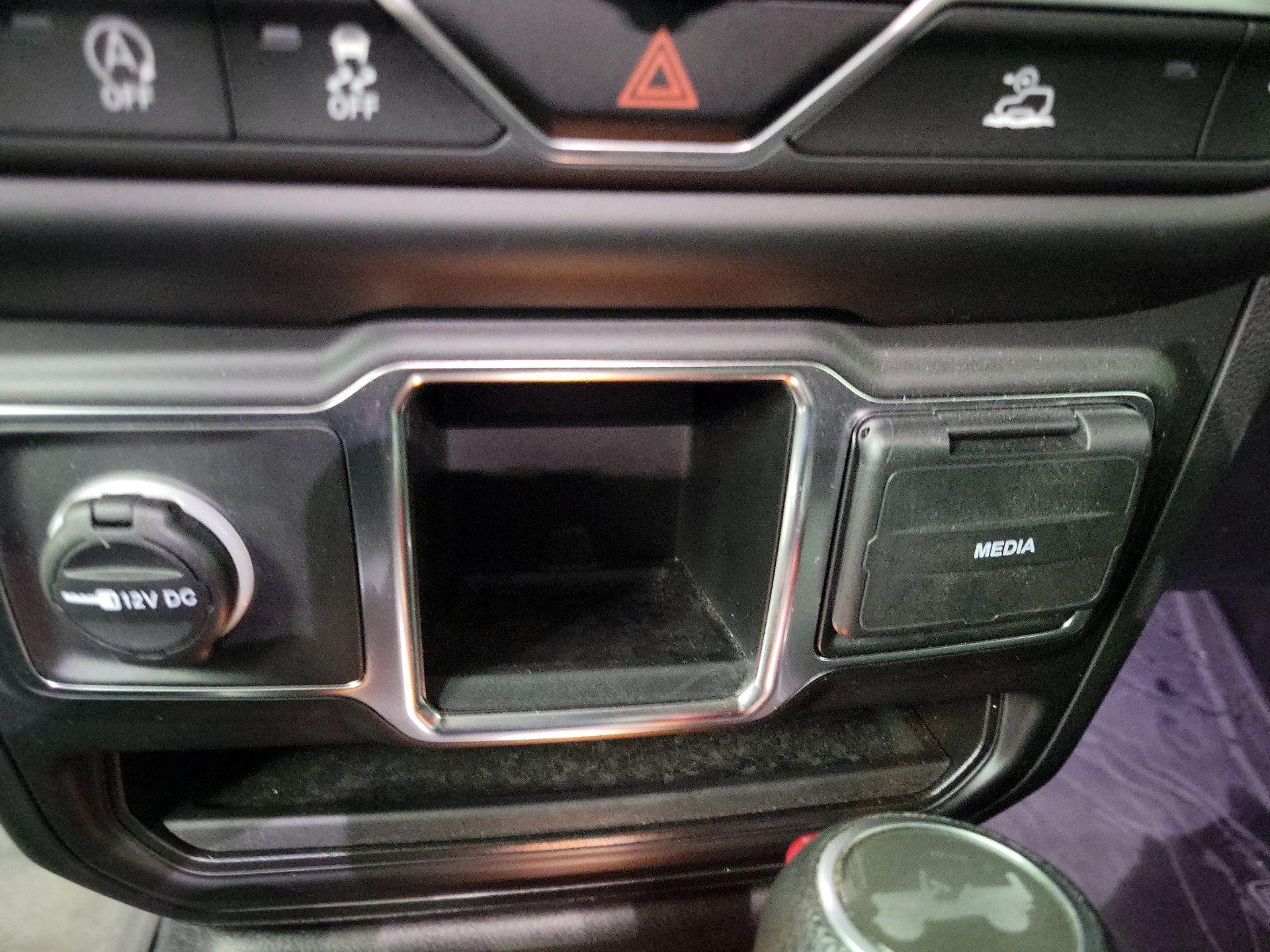 Thumbnail: 2023 Jeep Wrangler - 18