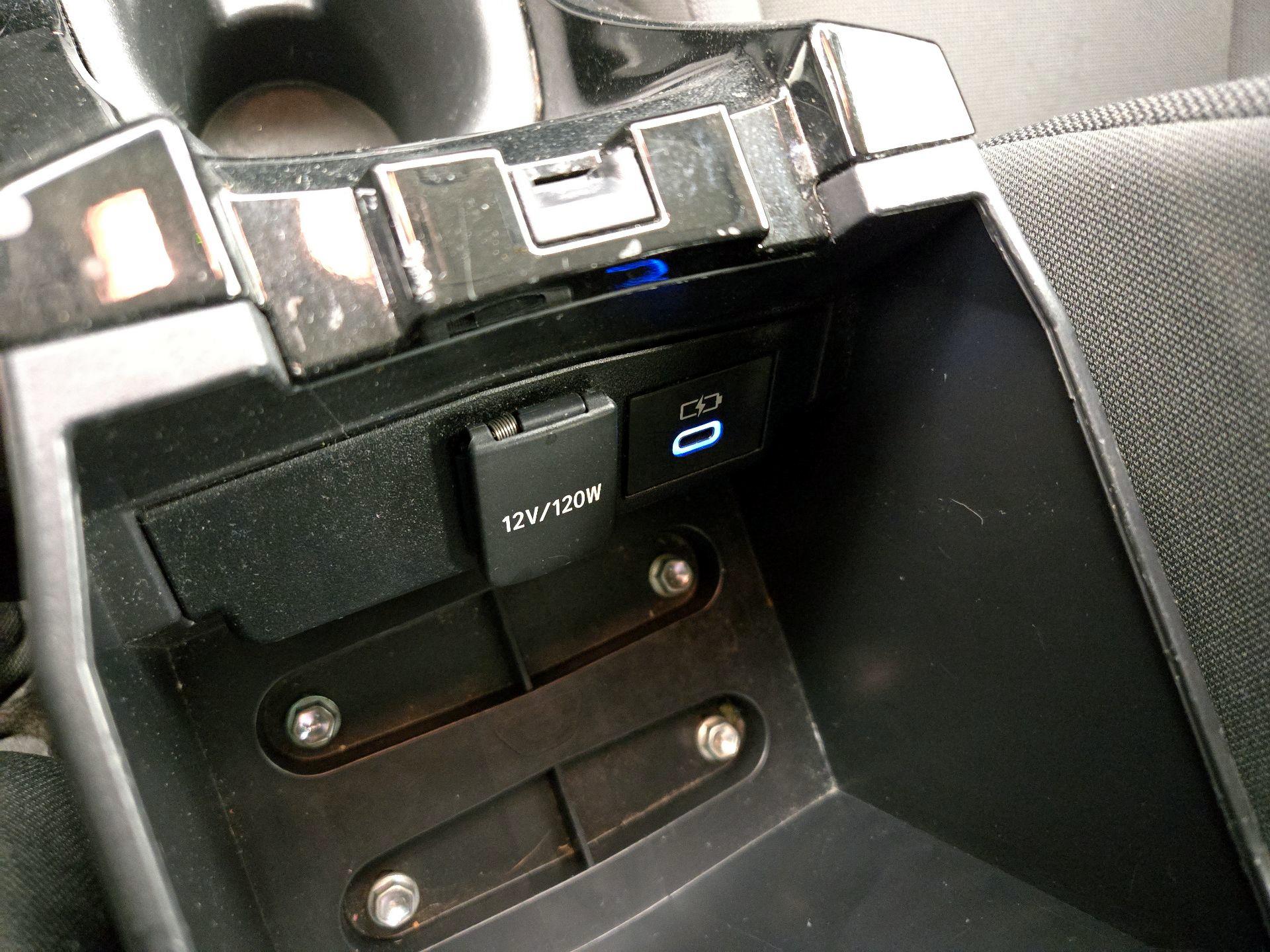 Thumbnail: 2022 Toyota Corolla - 18