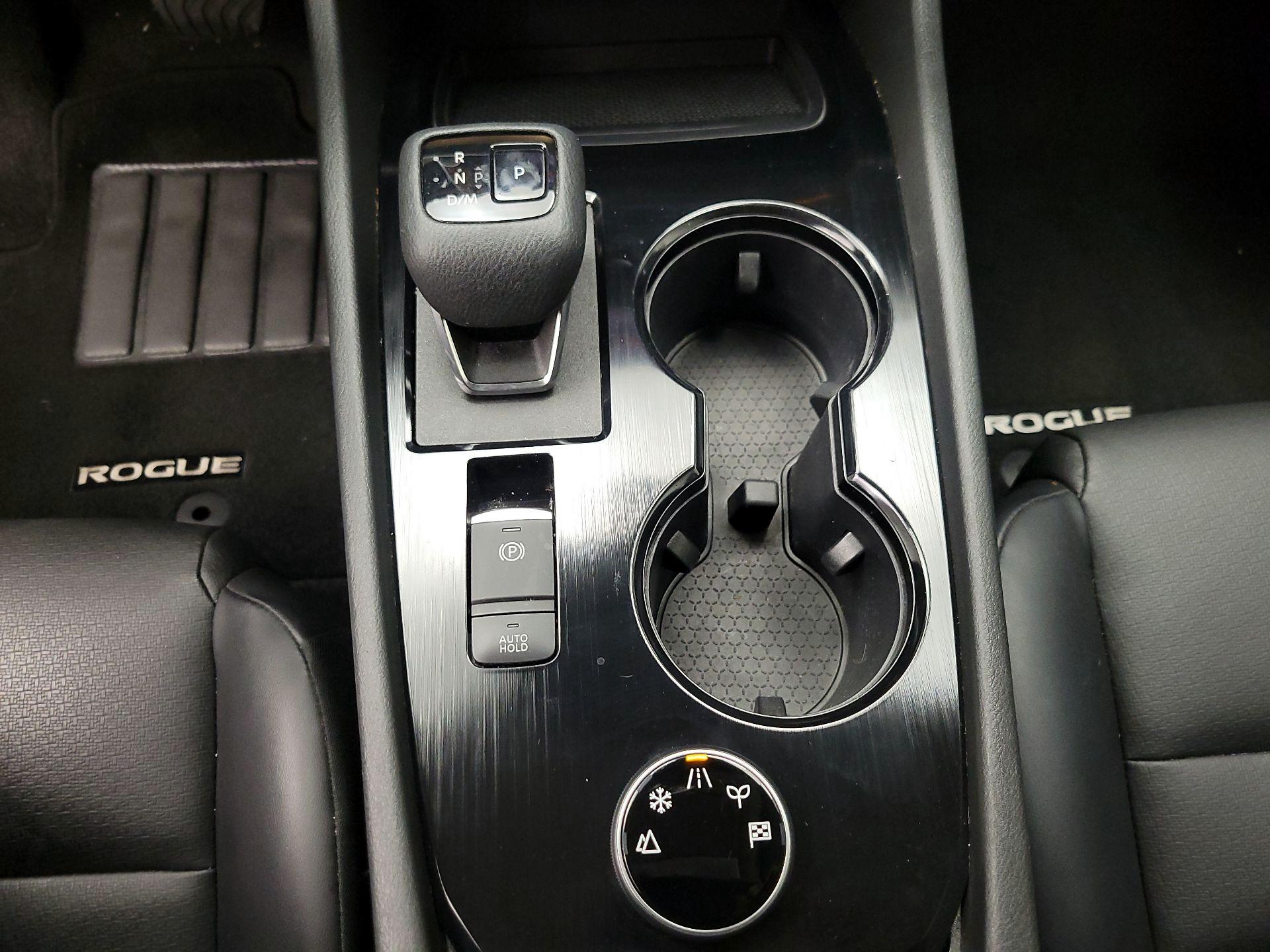 Thumbnail: 2023 Nissan Rogue - 17