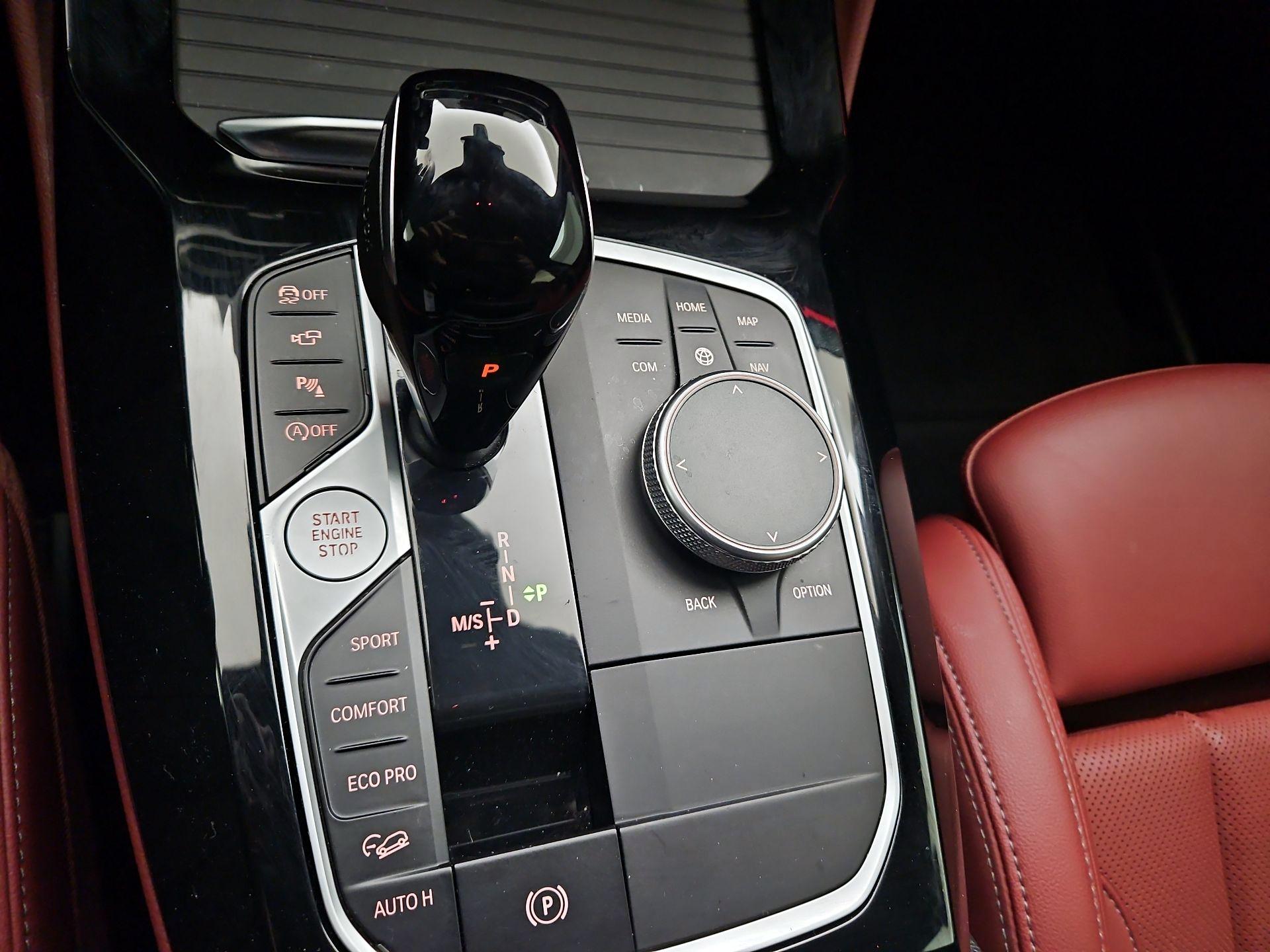 Thumbnail: 2023 BMW X4 - 18