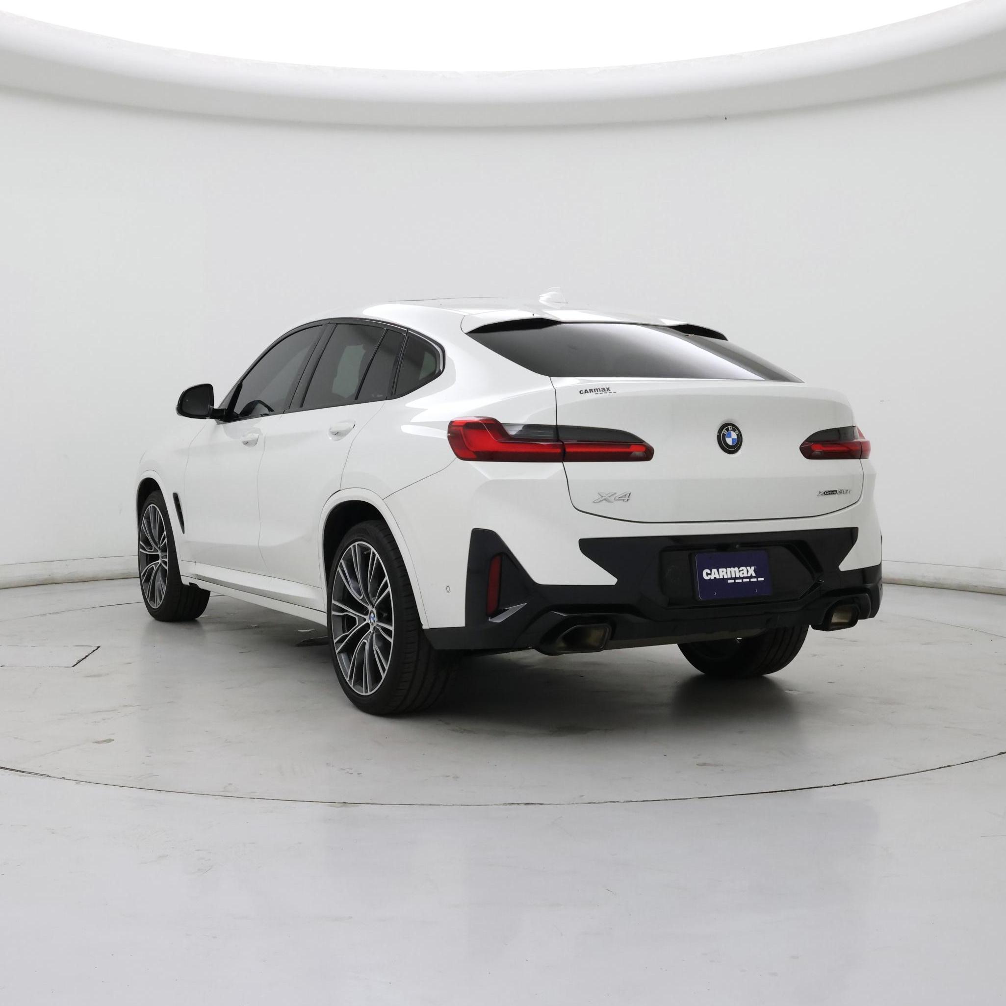 Thumbnail: 2023 BMW X4 - 2