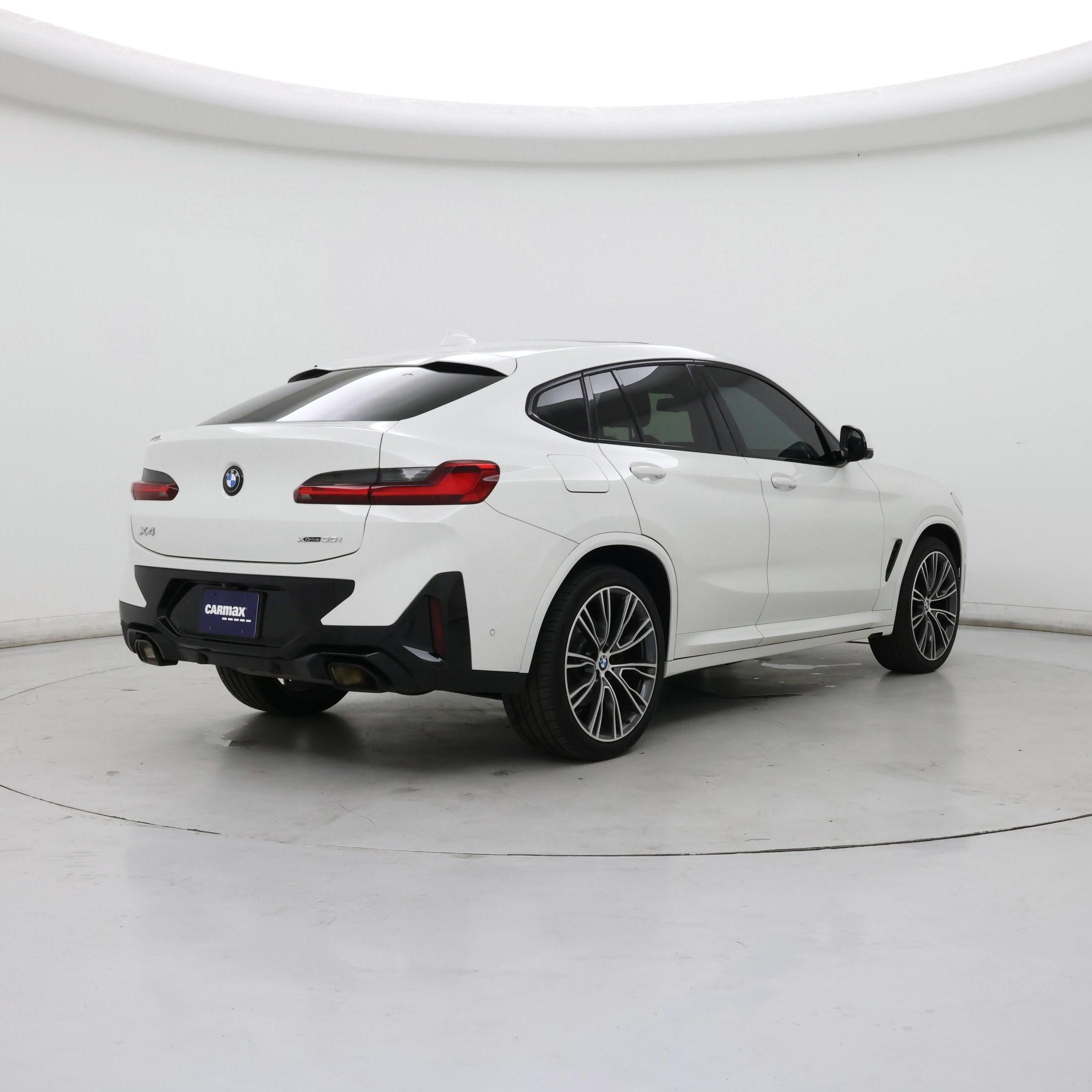 Thumbnail: 2023 BMW X4 - 8