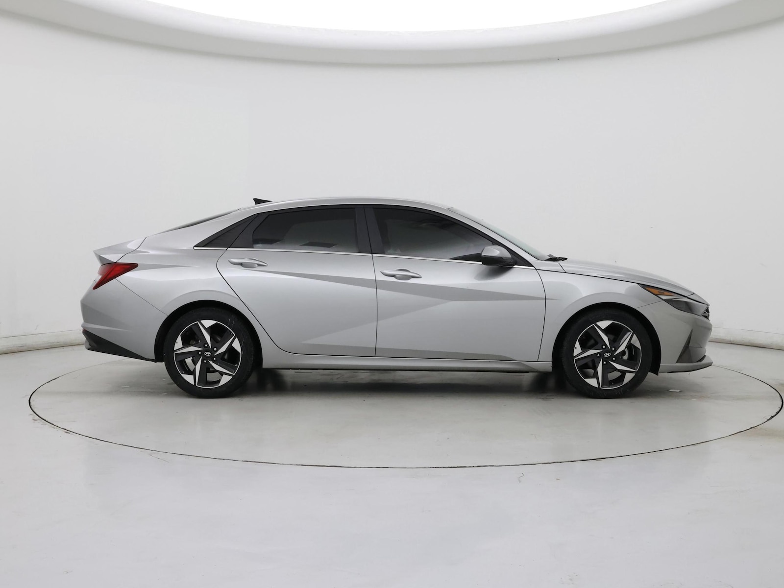 2022 Hyundai Elantra SEL - Photo 8
