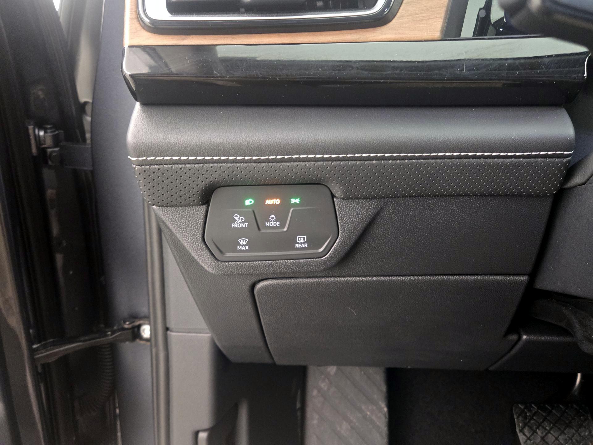 Thumbnail: 2025 Volkswagen Atlas - 13