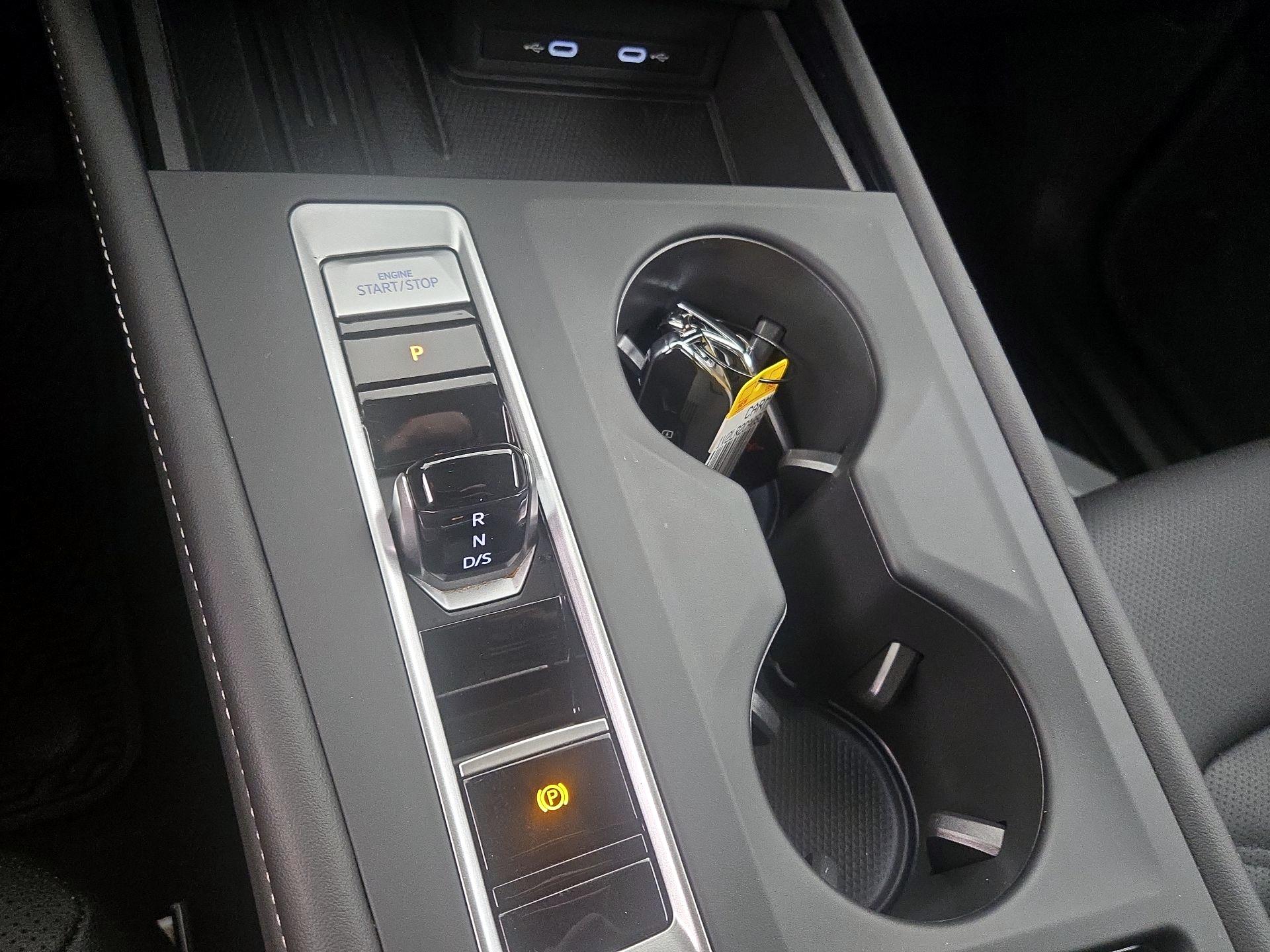 Thumbnail: 2025 Volkswagen Atlas - 17