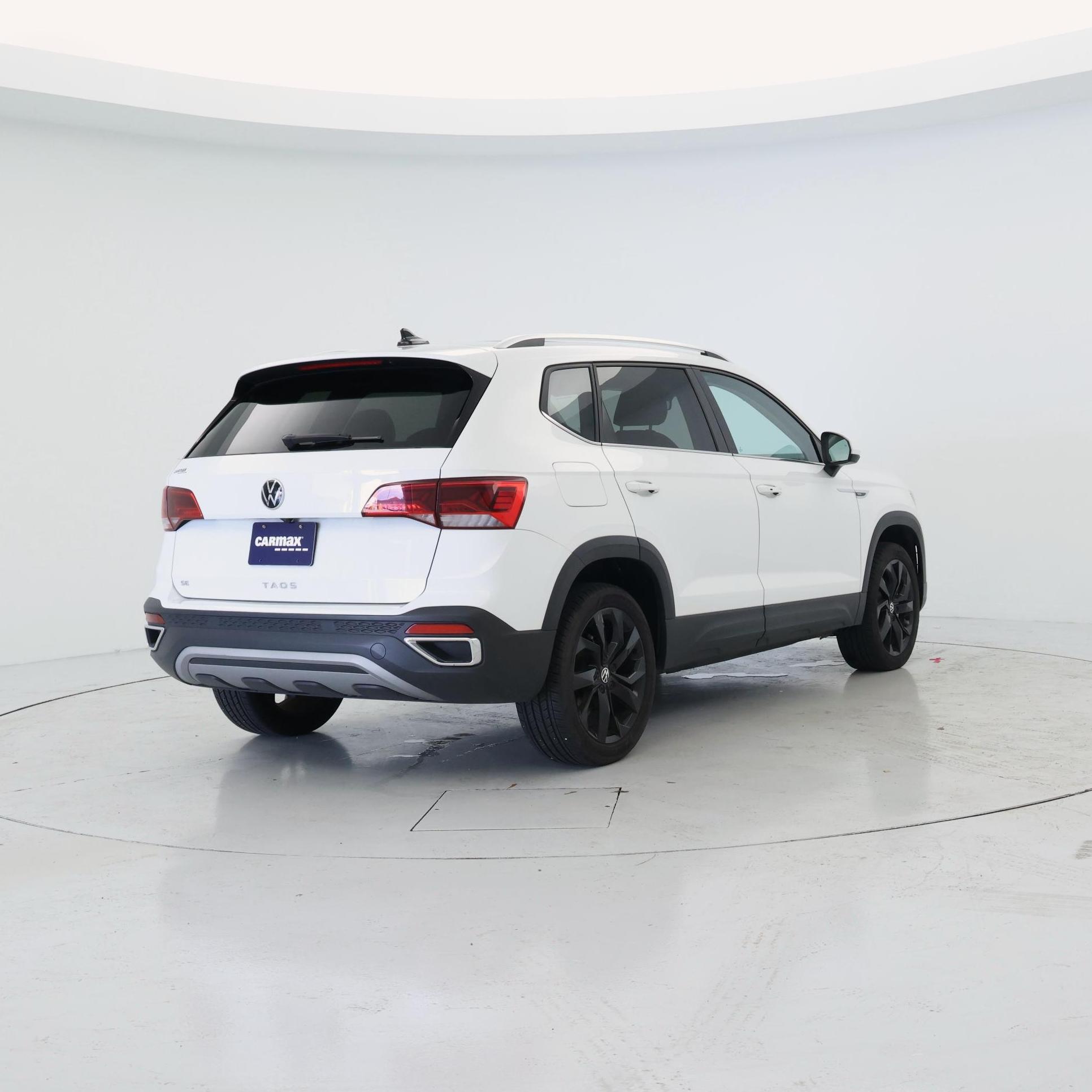 Thumbnail: 2024 Volkswagen Taos - 8