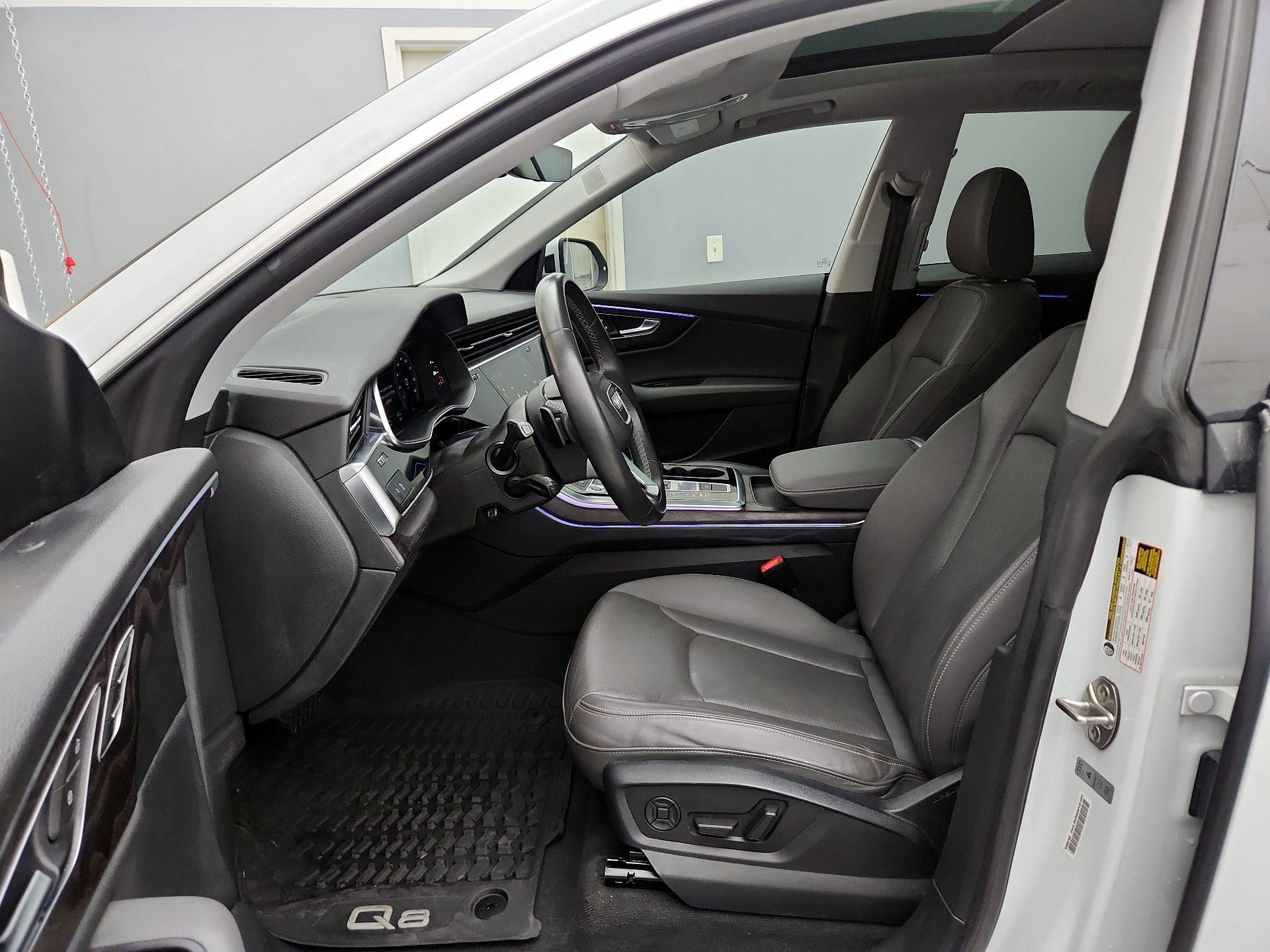 Thumbnail: 2021 Audi Q8 - 11