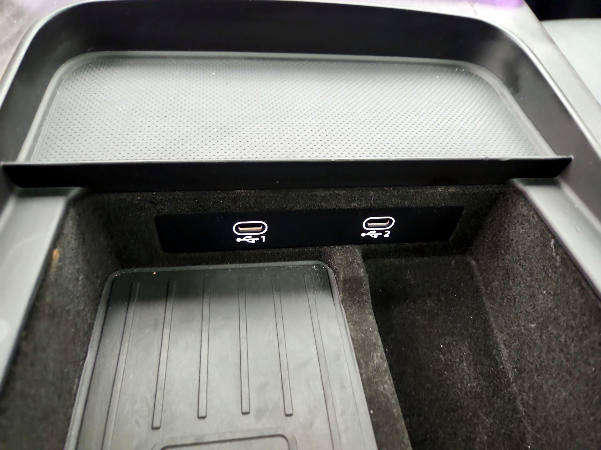 Thumbnail: 2021 Audi Q8 - 19