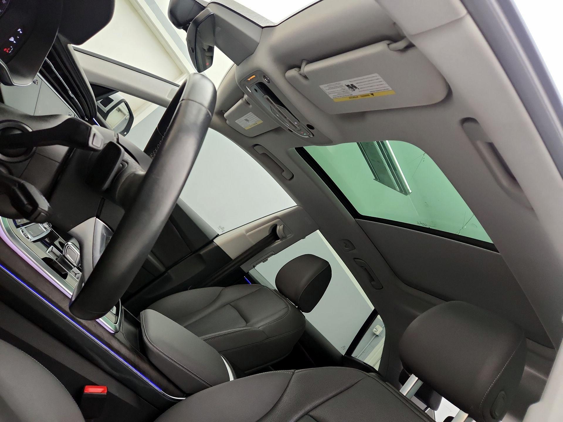 Thumbnail: 2021 Audi Q8 - 20