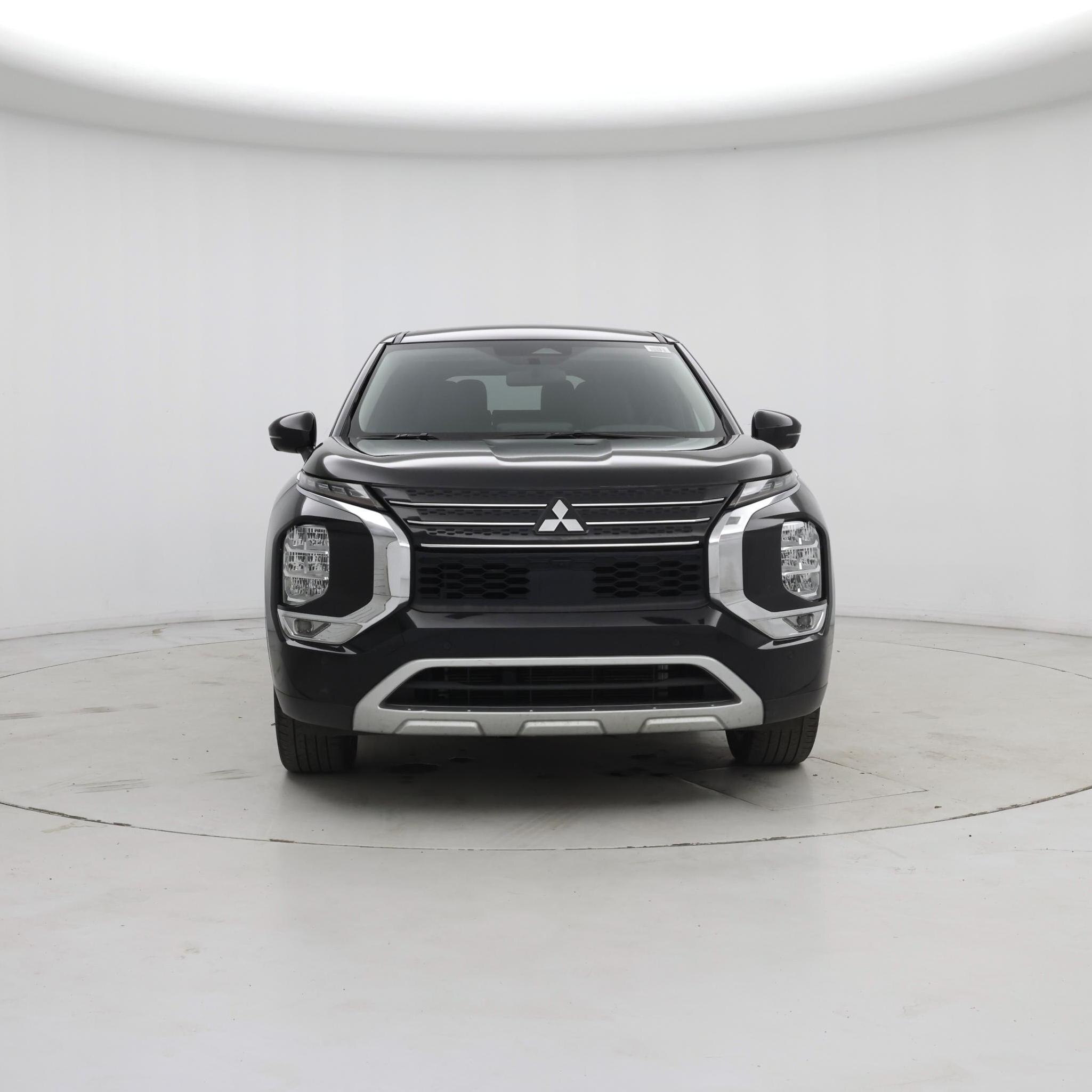 Thumbnail: 2024 Mitsubishi Outlander - 5